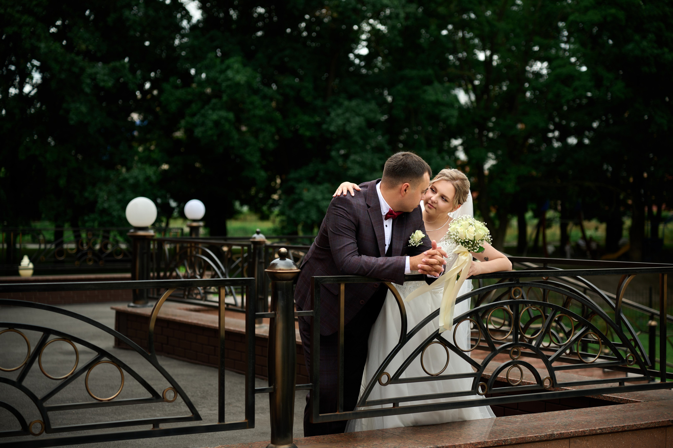 Свадебная фотосессия Ильи и Евгении в Старом Осколе. Профессиональный фотограф Старый Оскол, Губкин — свадьба, венчание, крещение, юбилей и день рождения