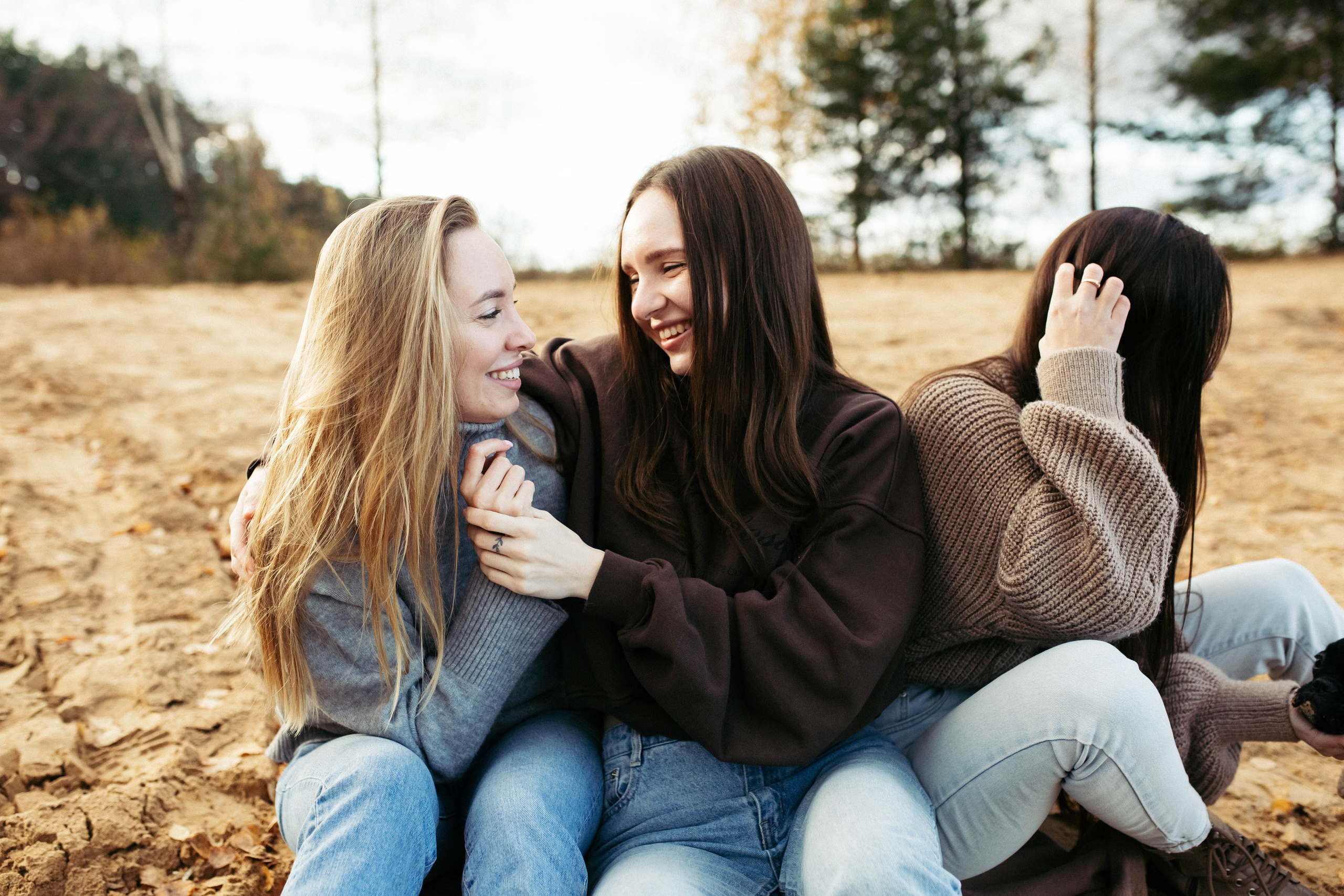 Подружки Алена Лера и Аня. Семейный и женский фотограф в Москве/Твери. Меня зовут Яна Гош