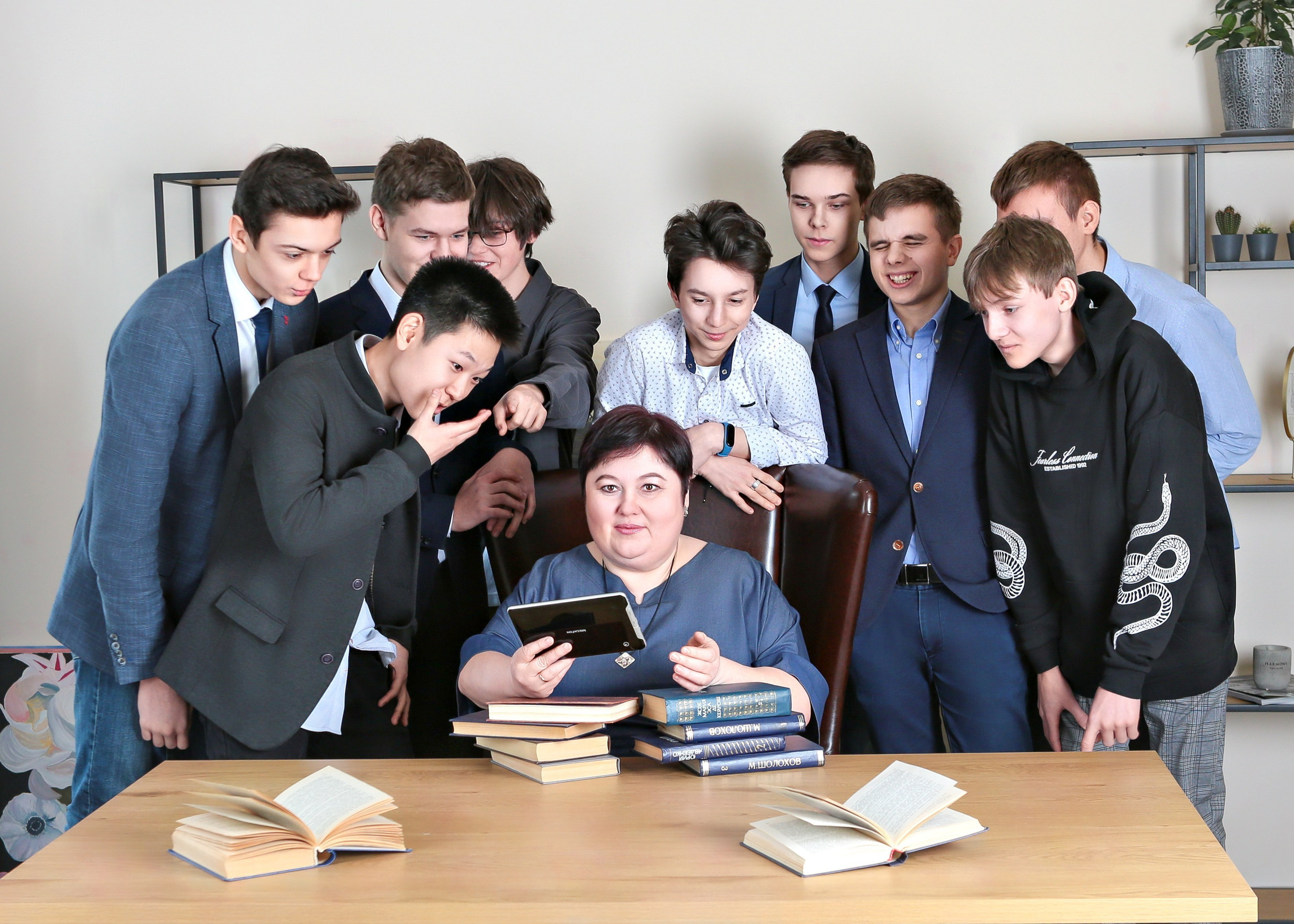 👫 Друзья. Выпускные альбомы для школы и детского сада — школьный фотограф Подольск, Троицк, Щербинка, Москва