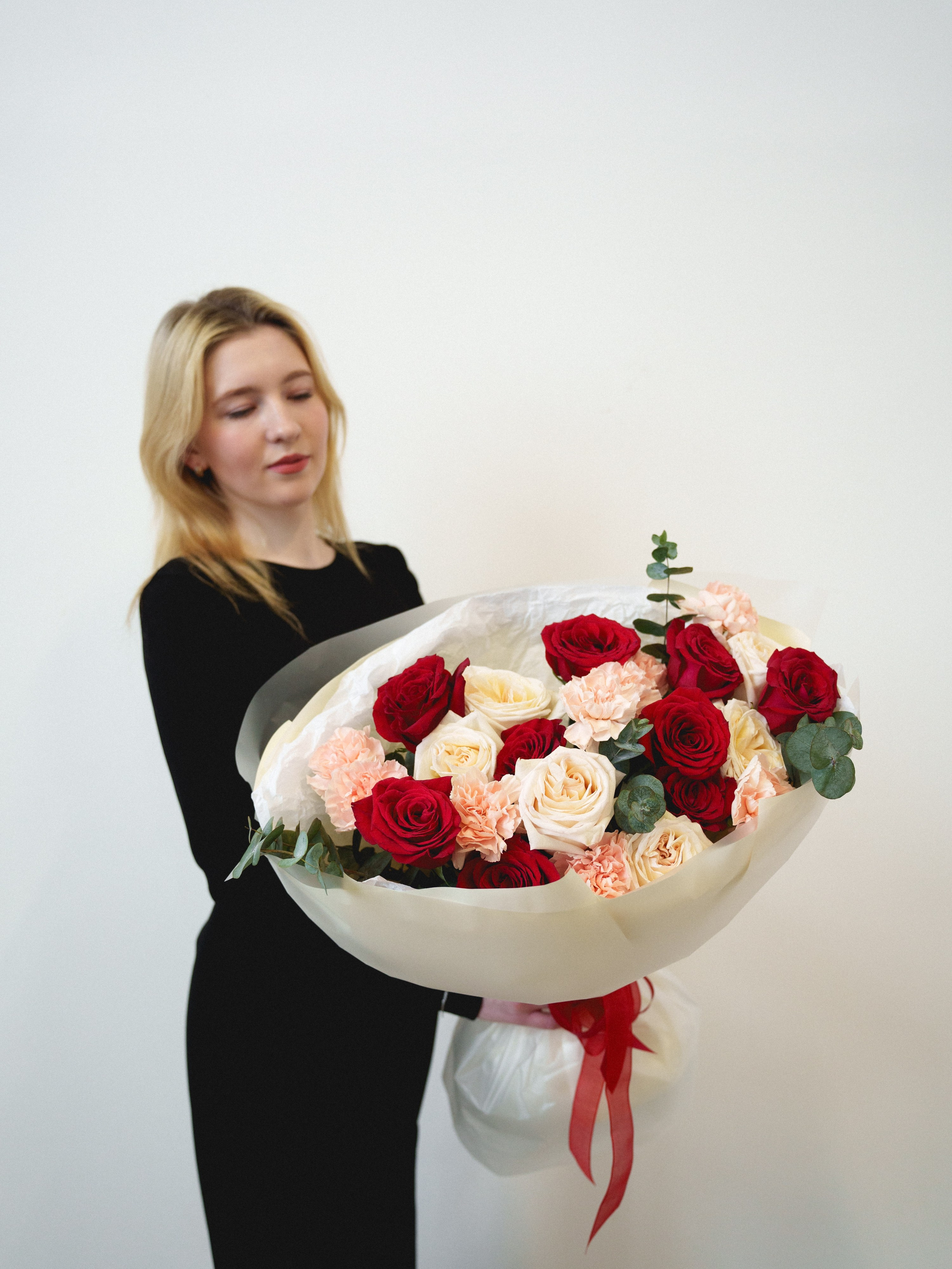 Цветы (контент к 14 февраля). Иван Упоров — фотограф, рилсмейкер чебоксары