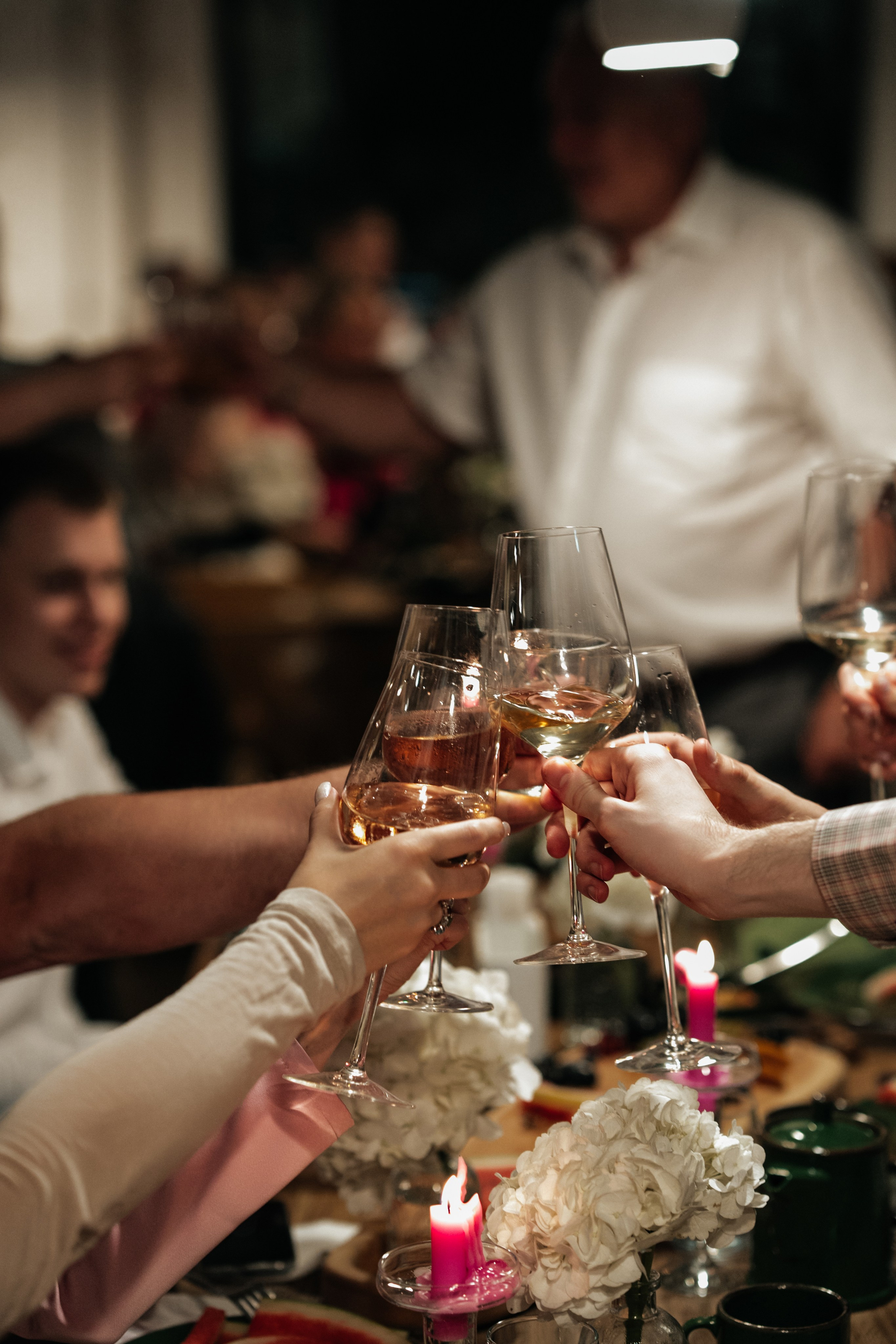 Ресторан Домик в саду, ВДНХ. Свадебный фотограф Москва Александра Аверкова