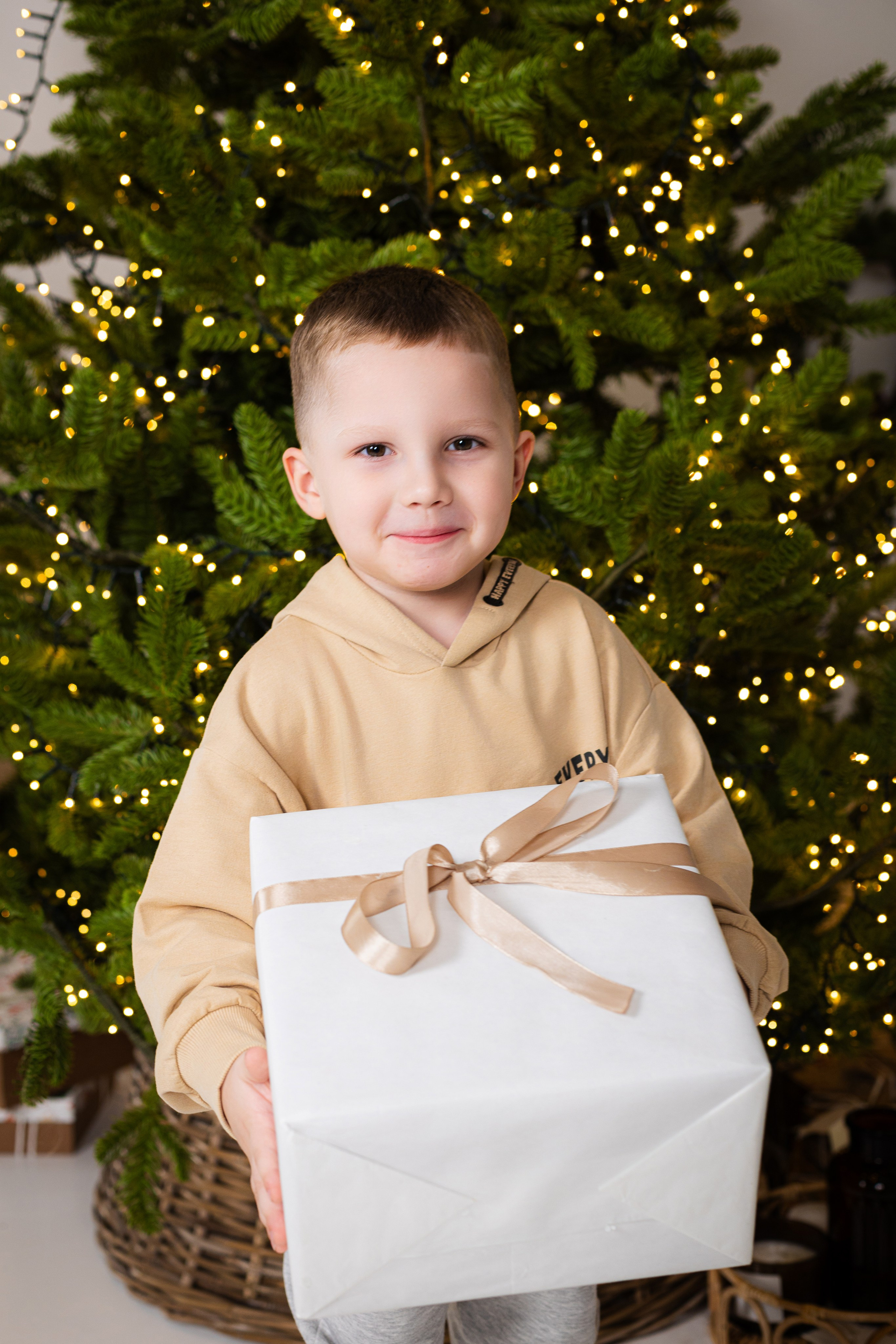 Наталья, Владимир, Лера, Матвей и Тимур. Фотограф ВИКА МЕДУЗА