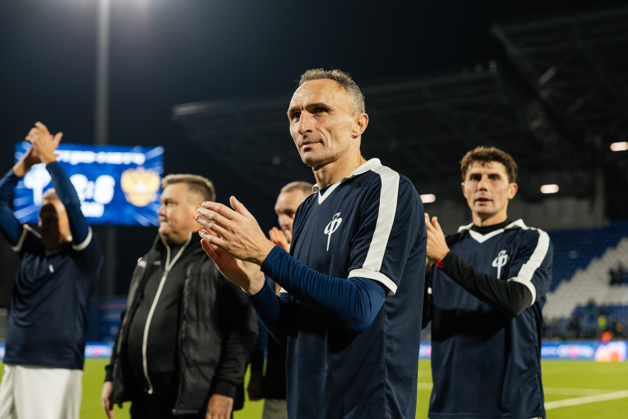 Ретро-матч «Факел» — сборная СССР и России. Свадебный и репортажный фотограф в Воронеже Сергей Максимов