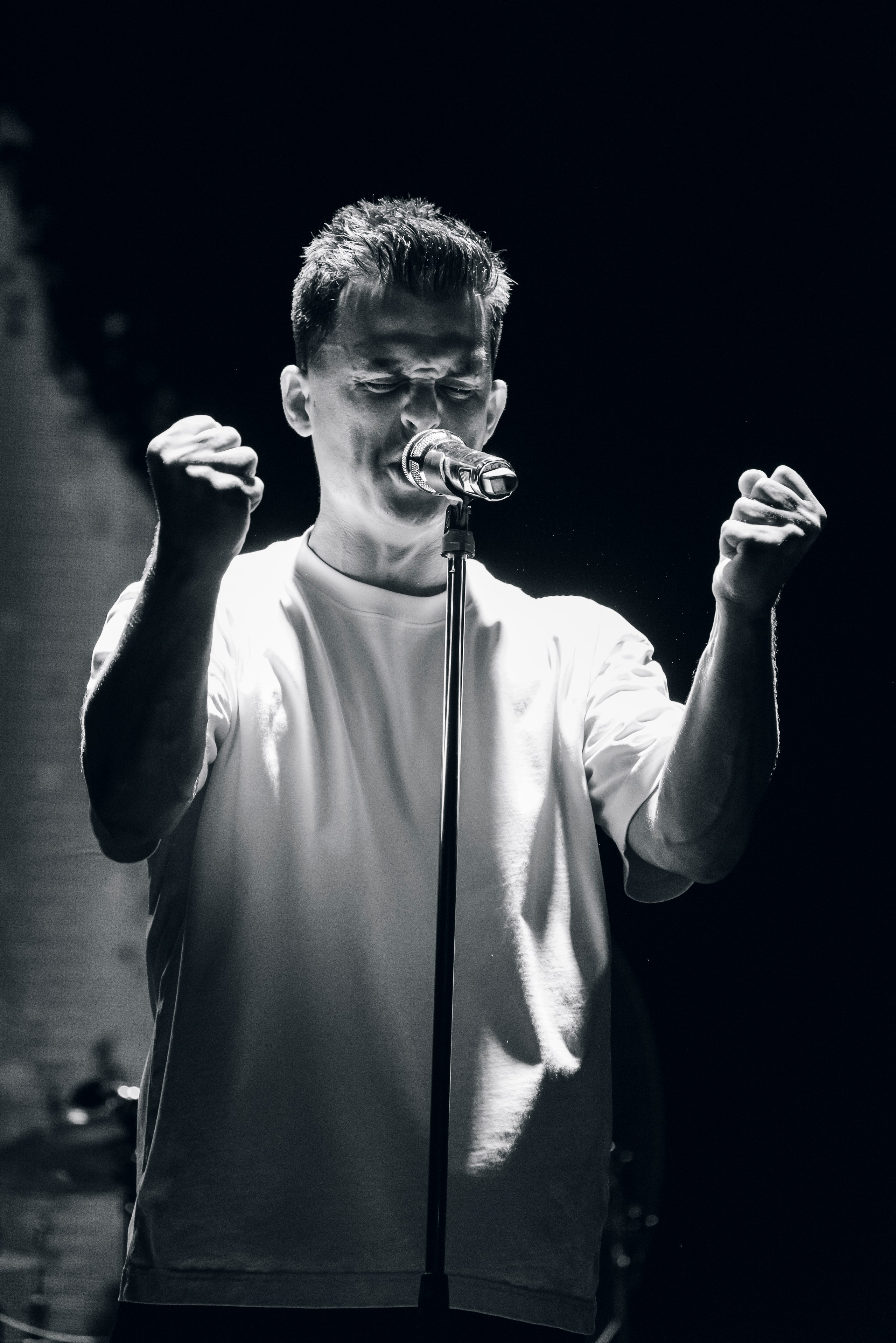 Кирилл Туриченко — Вегас Сити Холл. Бренд-фотограф для экспертов и блогеров в Москве Влада Горбовская