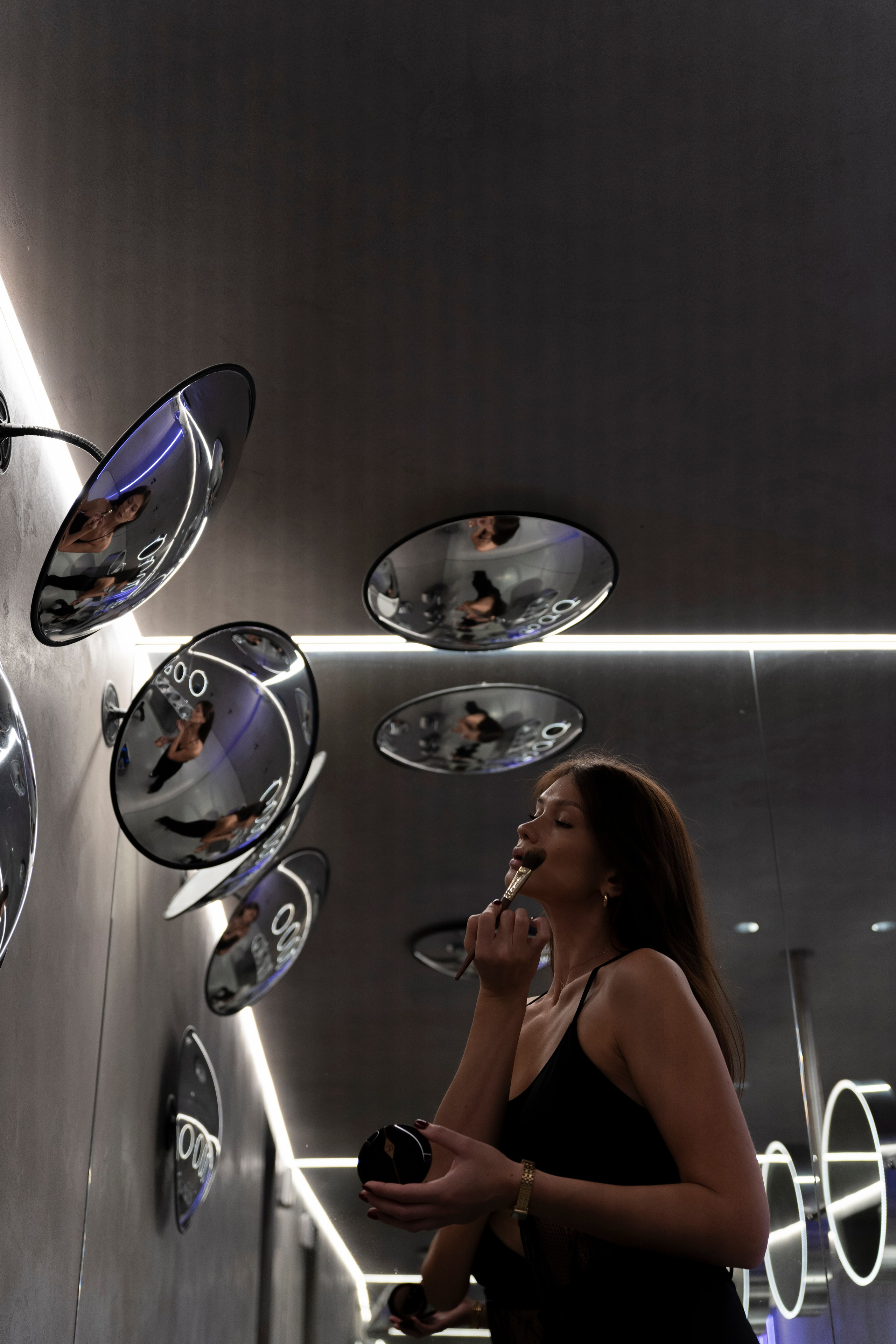 Тома. Главная