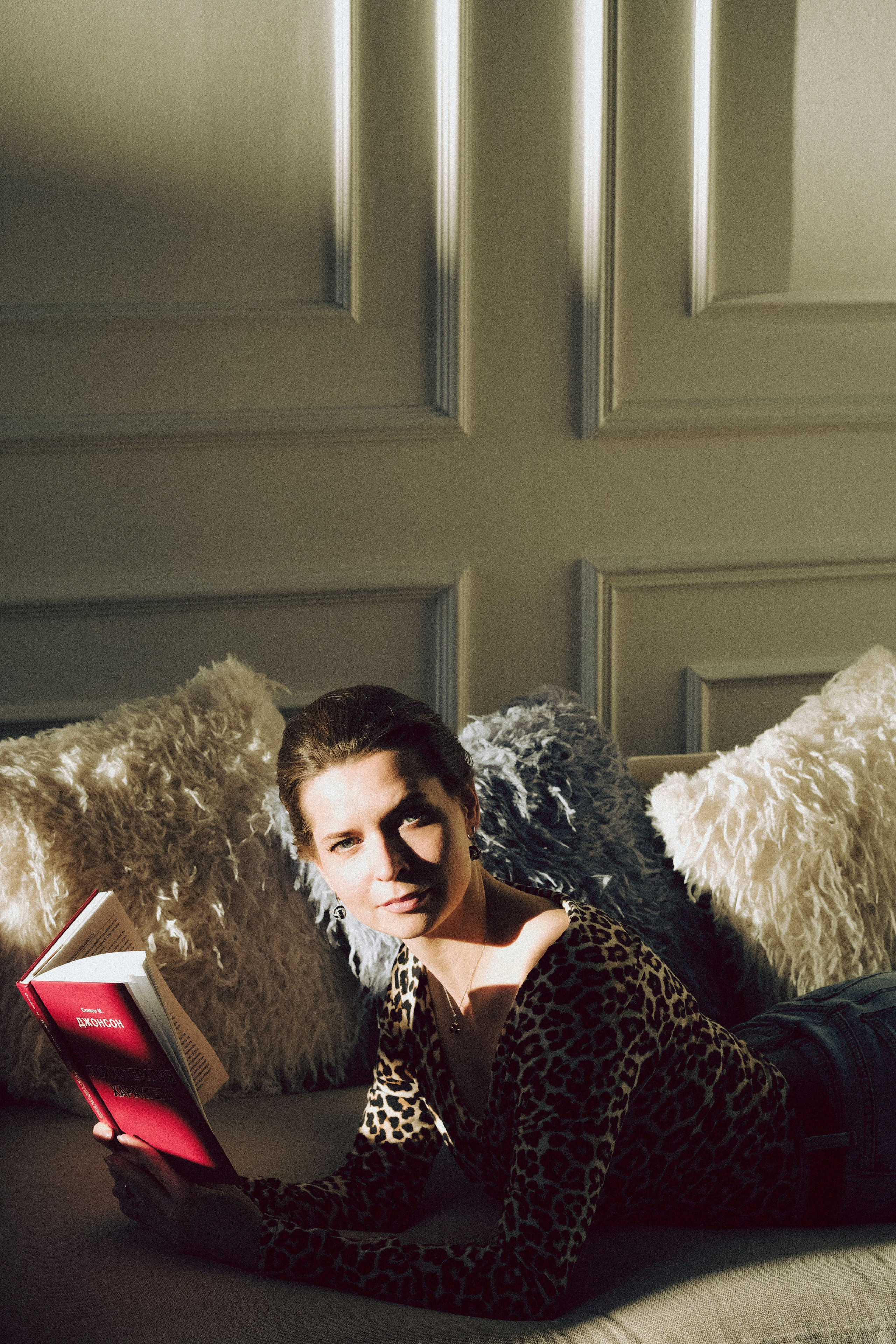 ФОТОСЕСИИЯ В СТУДИИ ДЛЯ ДЕВУШКИ ПСИХОЛОГА. Профессиональный фотограф, Санкт-Петербург — Виктория Богомолова