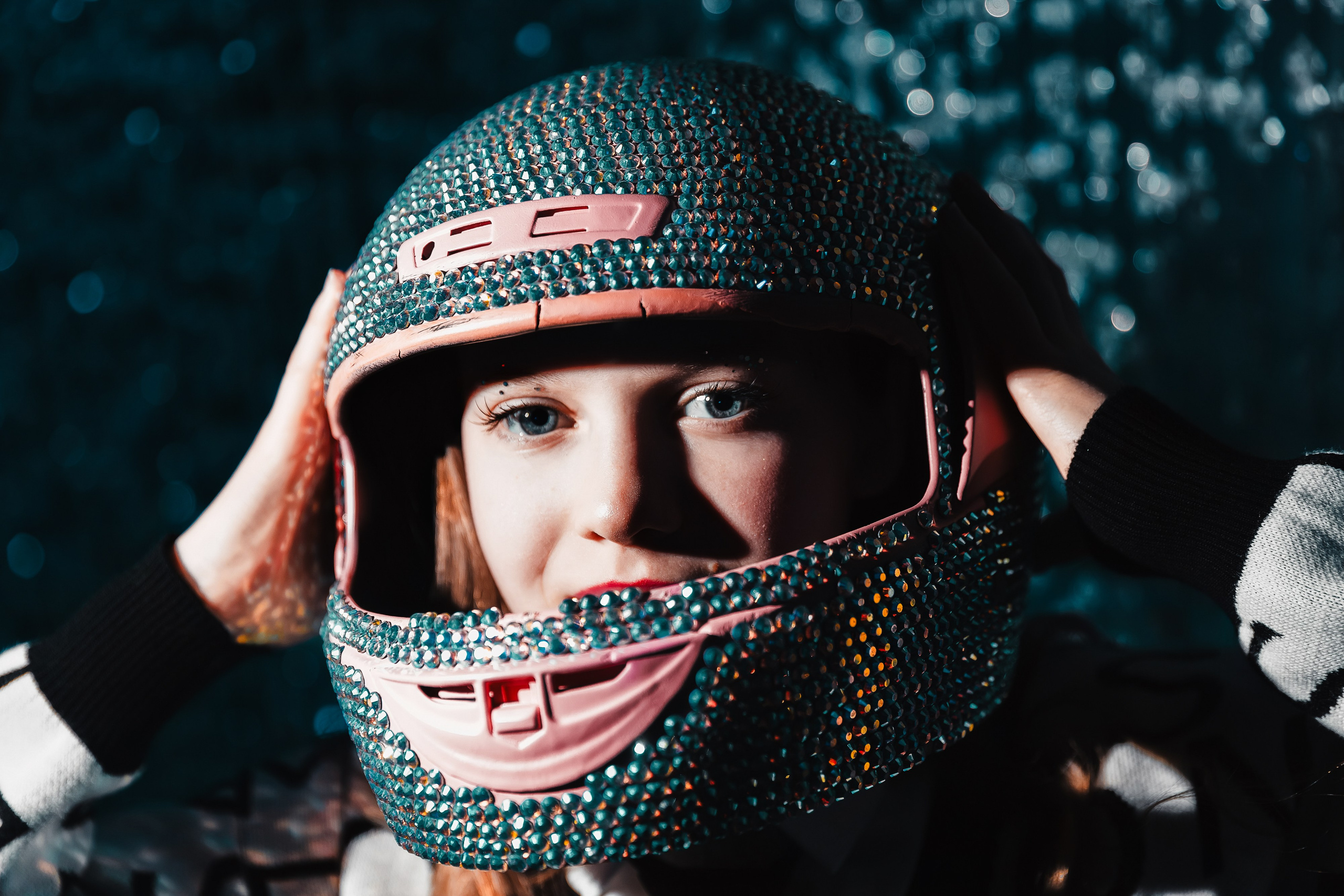 Фотосъемка презентаций модных журналов в Санкт-Петербурге | Рекламные кадры для медиа