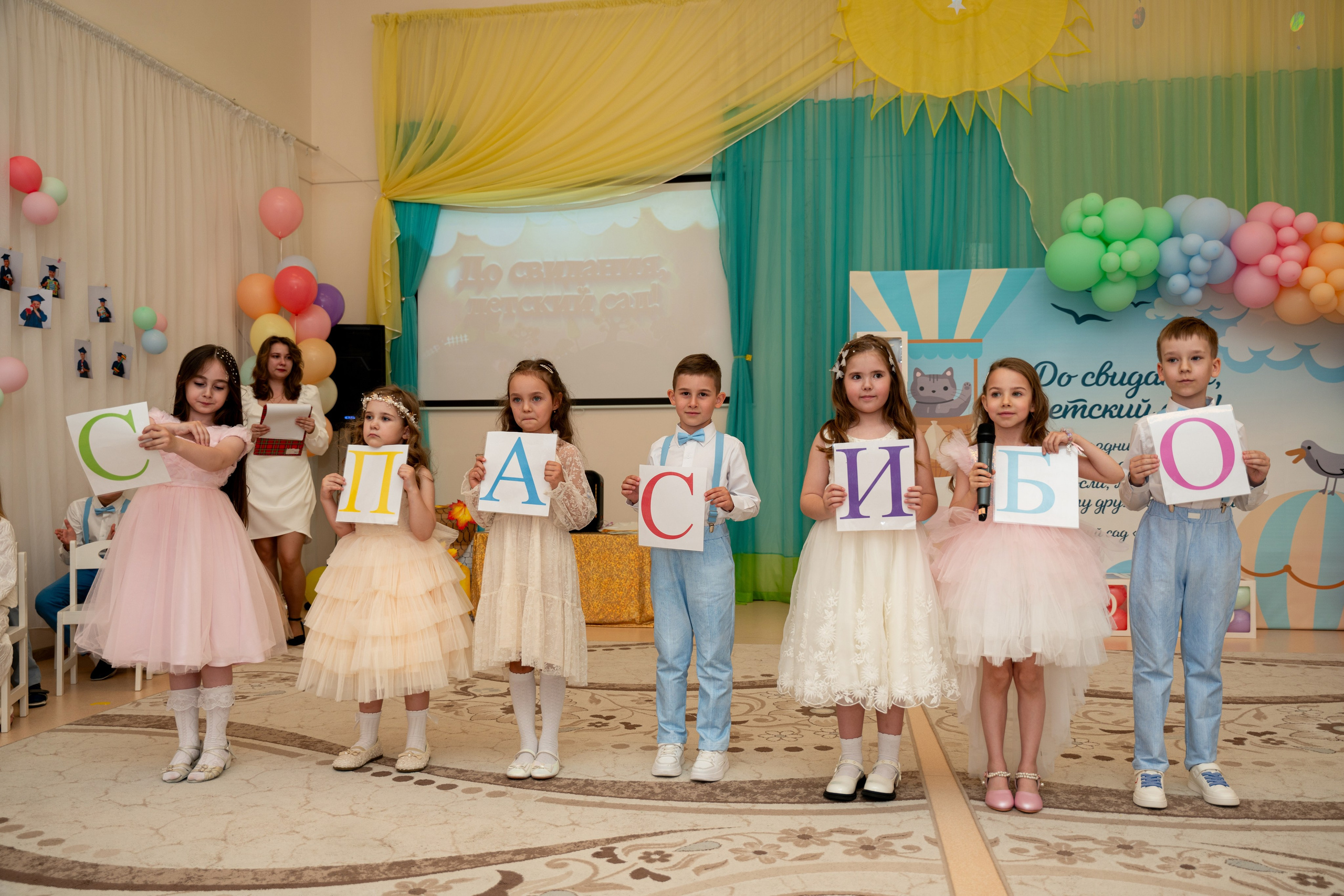 САДИК «ВИШЕНКА» (ВЫПУСКНОЙ). Фотограф на любое мероприятие