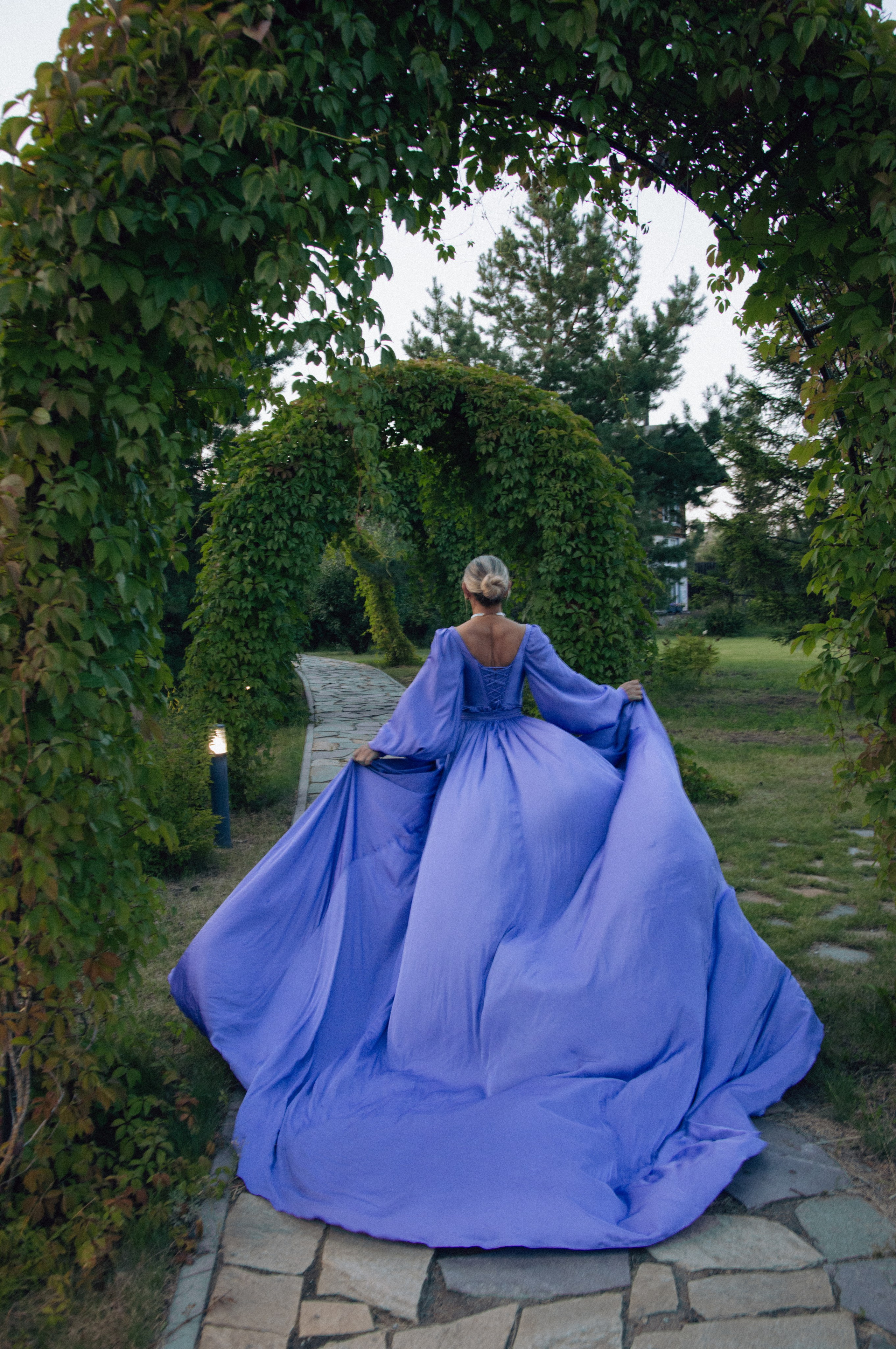 Летящие платья. Мобильный фотограф в Омске