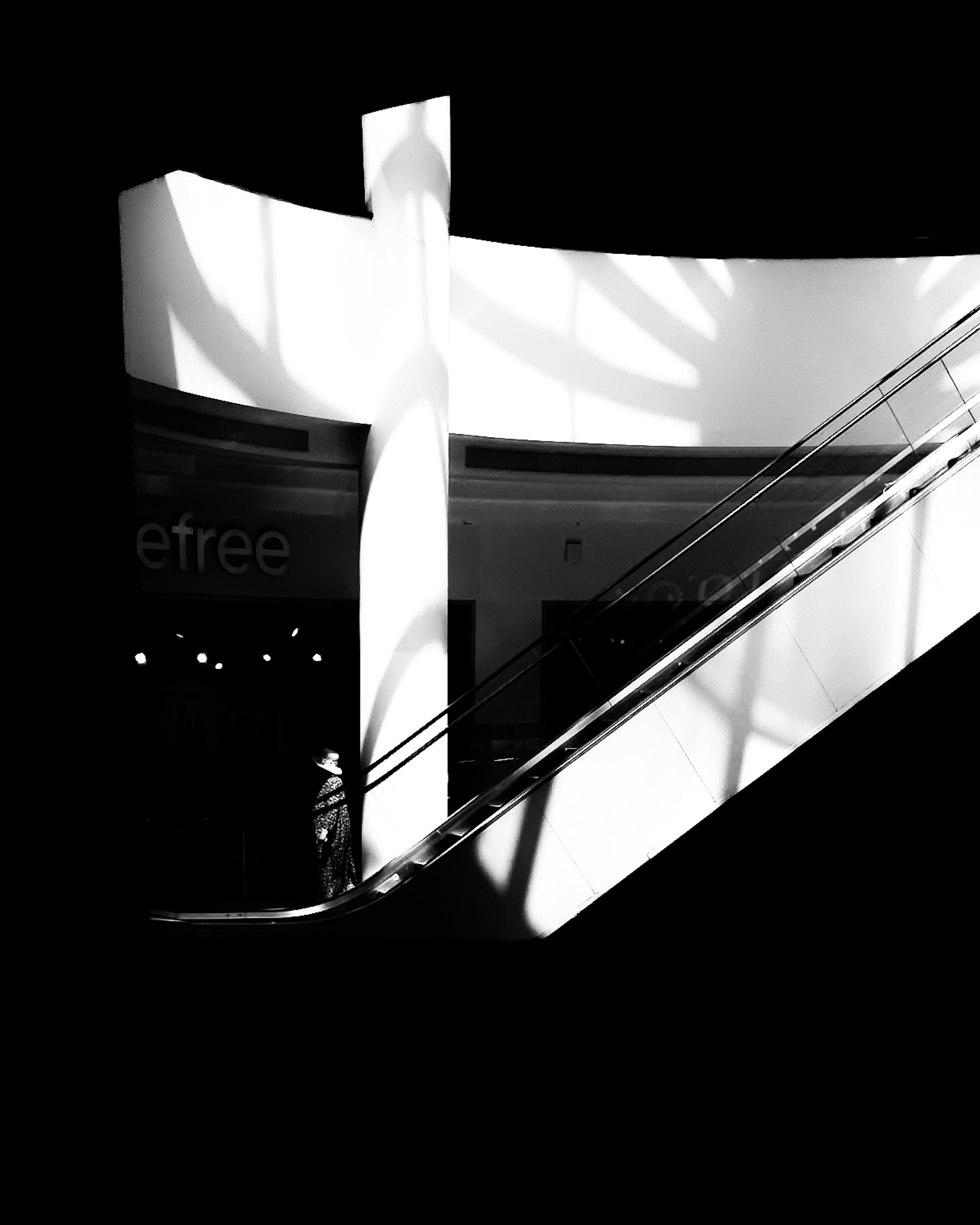 Mobile bnw. Photographer in Moscow and Samara Anna Chistiakova