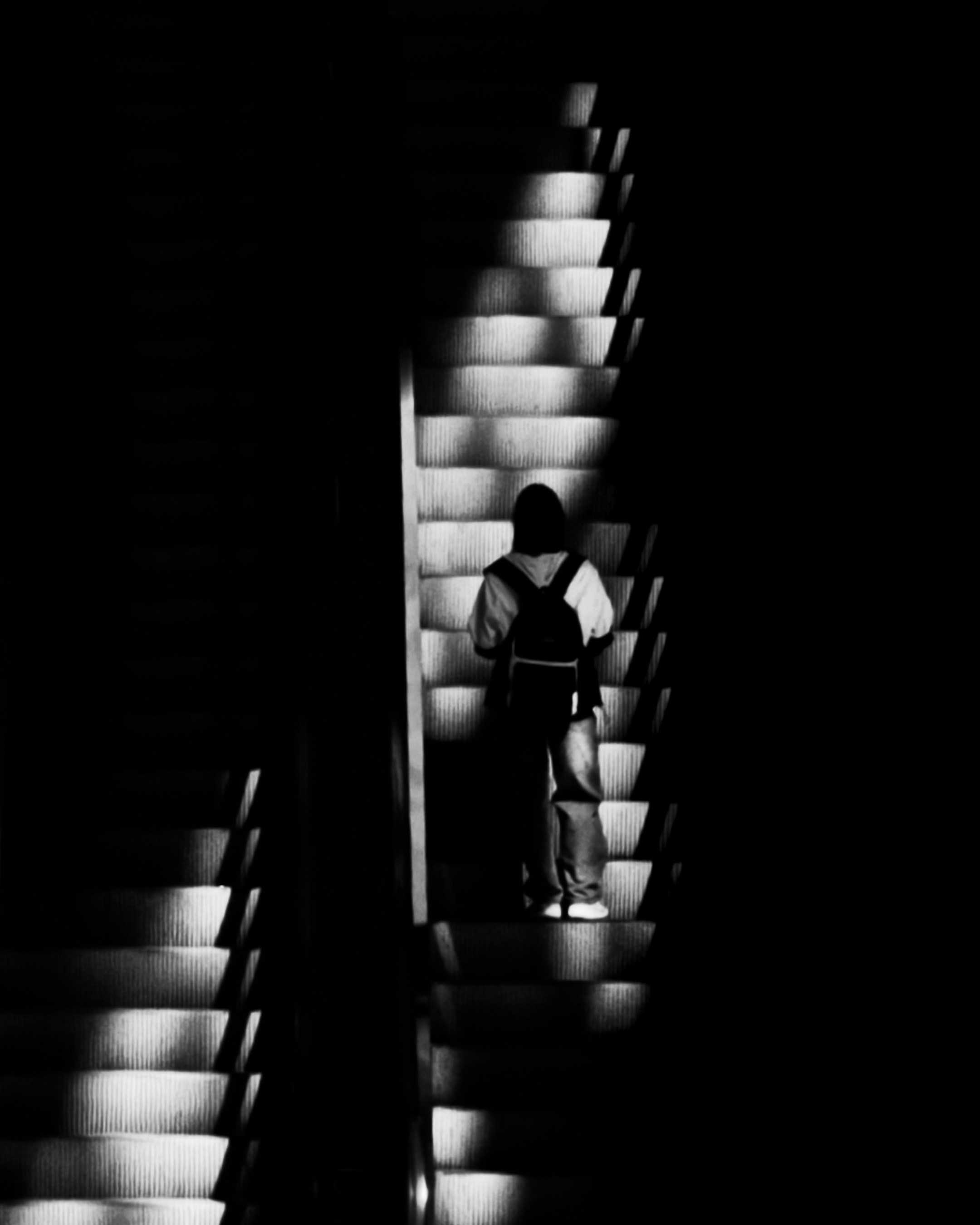 Mobile bnw. Photographer in Moscow and Samara Anna Chistiakova