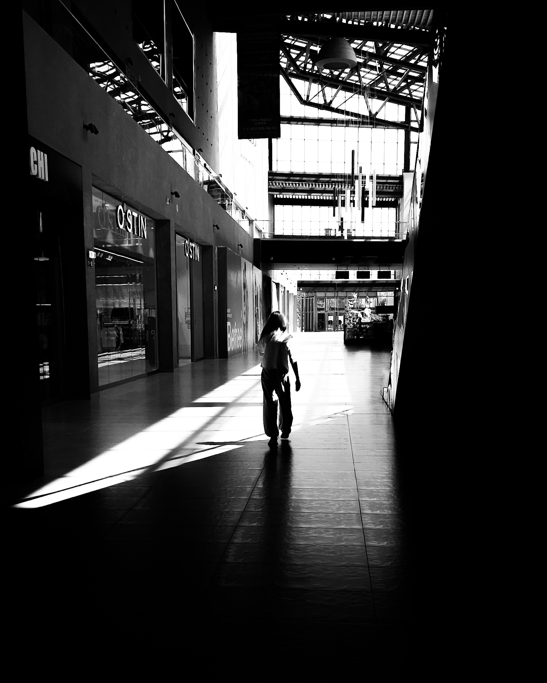 Mobile bnw. Photographer in Moscow and Samara Anna Chistiakova