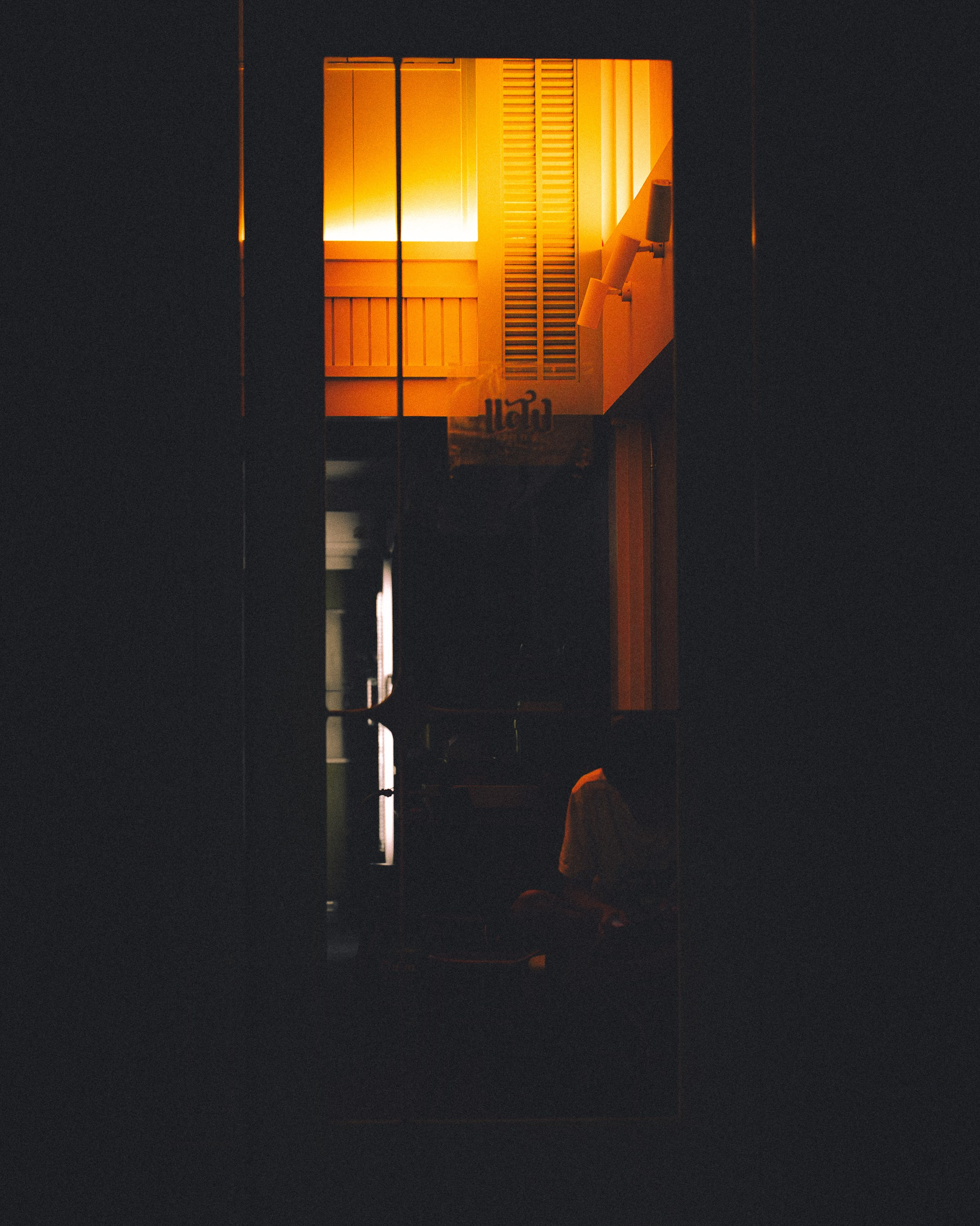 Through the glass (Bangkok). Photographer in Moscow and Samara Anna Chistiakova