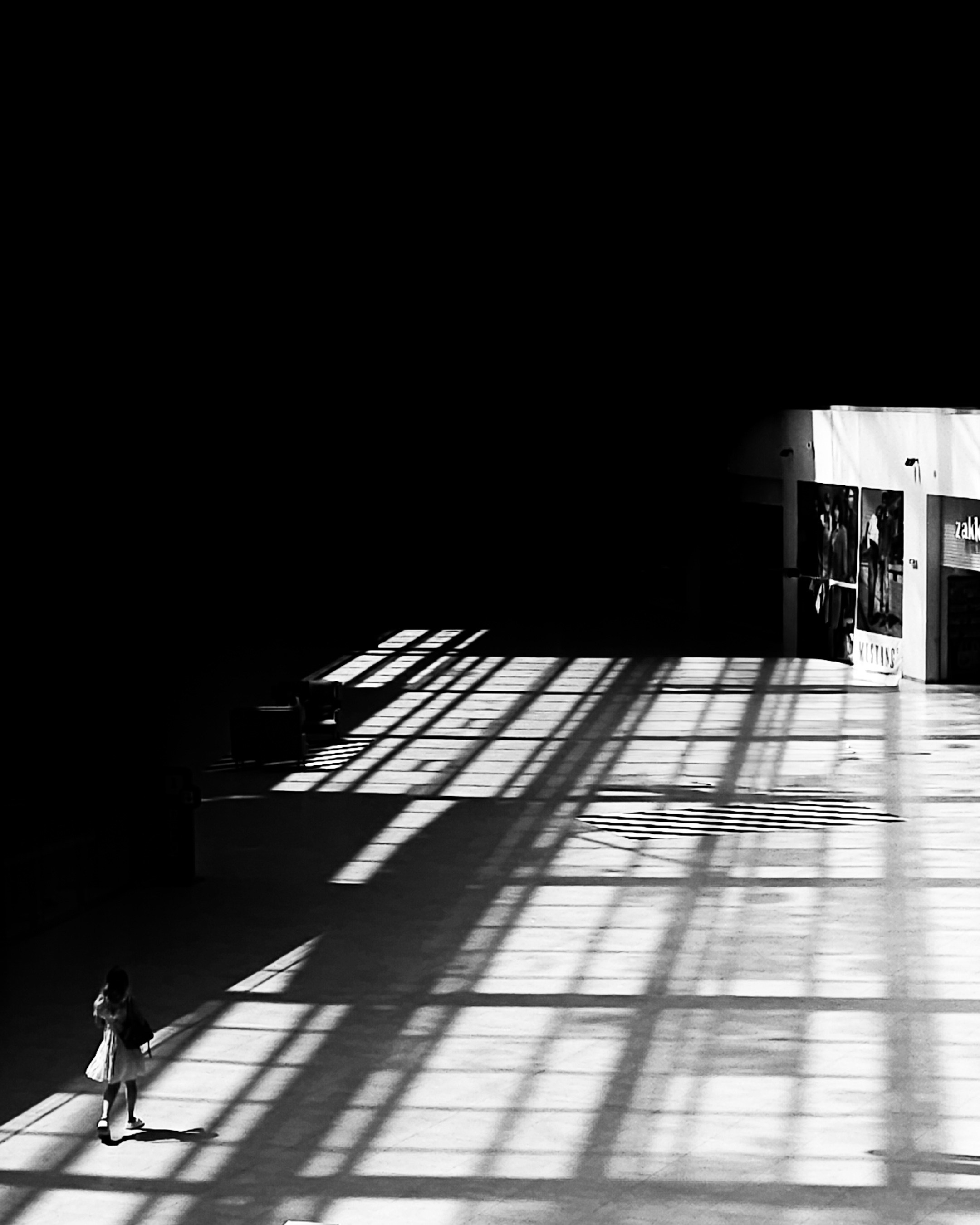 Mobile bnw. Photographer in Moscow and Samara Anna Chistiakova