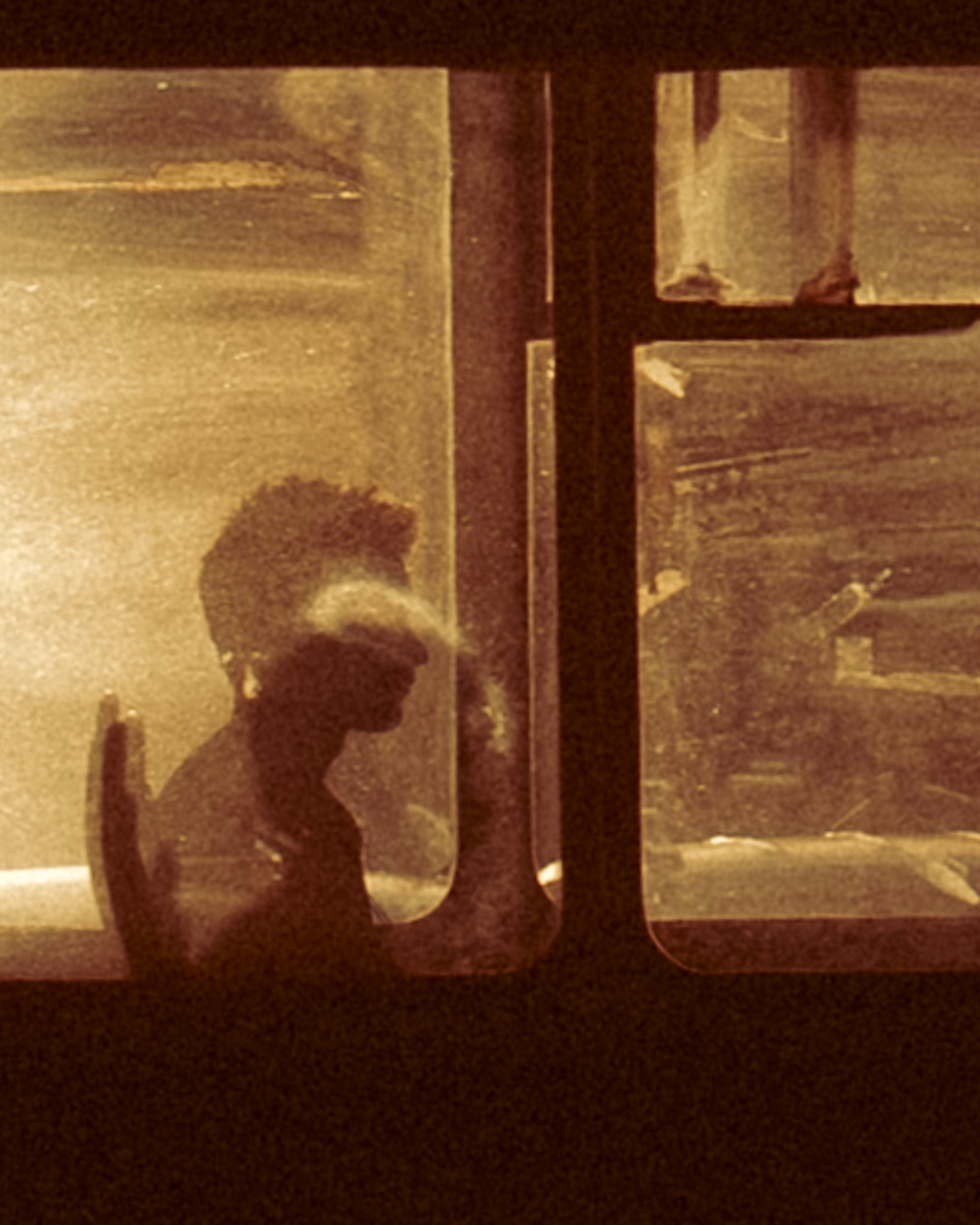 Through the glass (Samara). Photographer in Moscow and Samara Anna Chistiakova