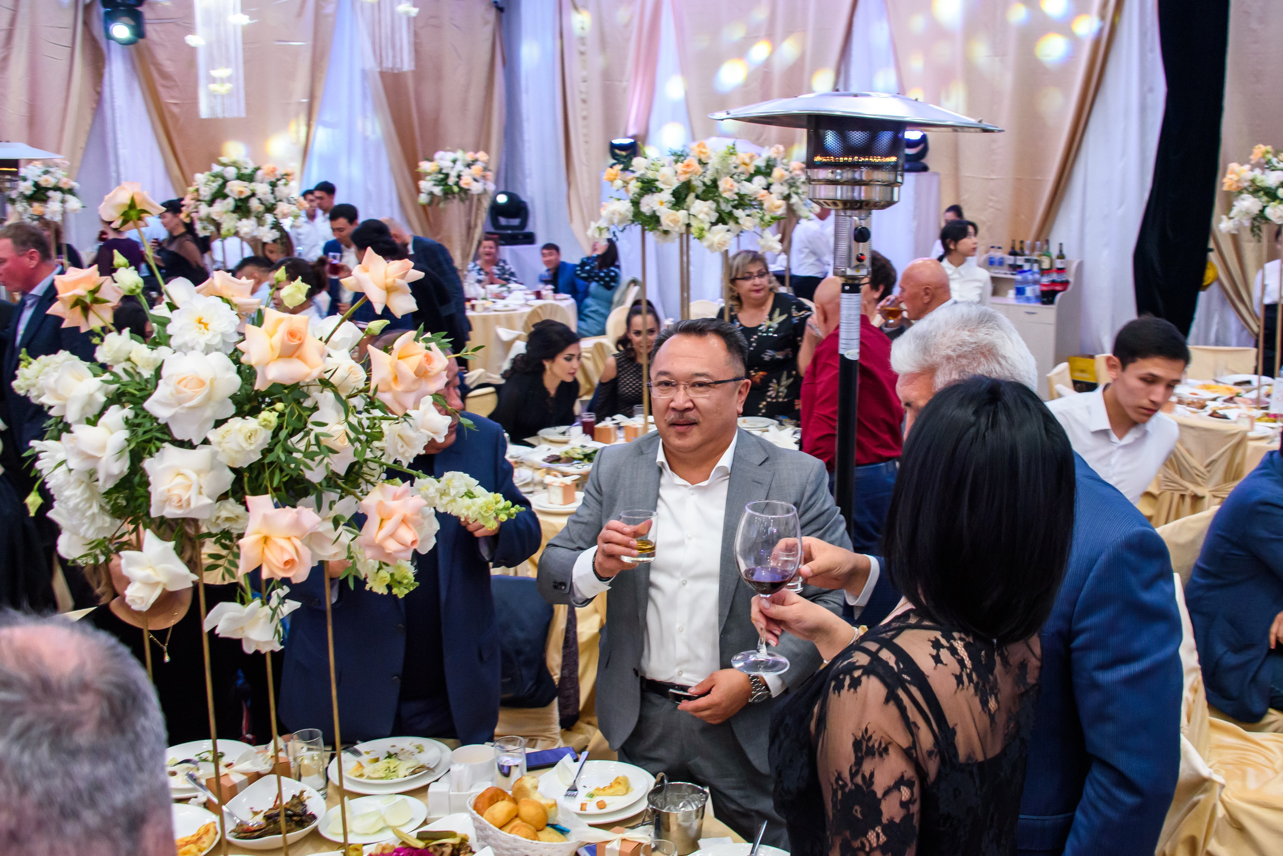 Свадьба. Фотосъёмка. Фотограф Сергей Авдеев-семейный и детский фотограф в Алматы