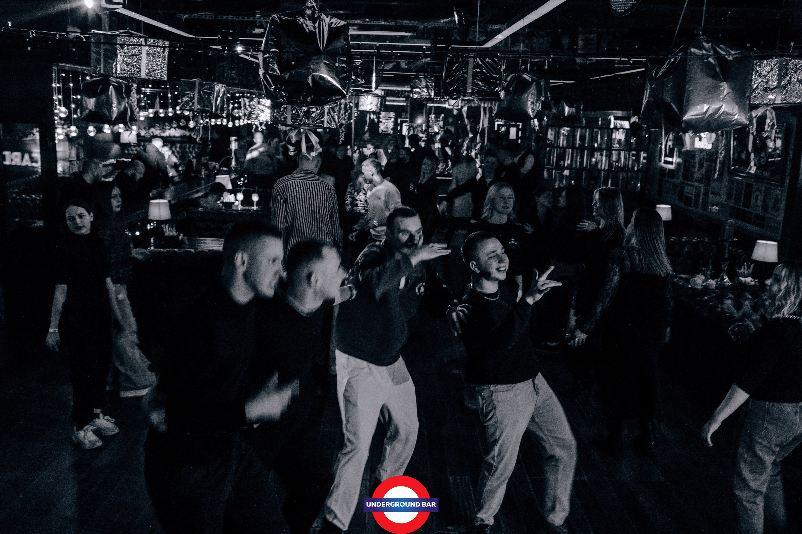 Ночной клуб. Max Vegas