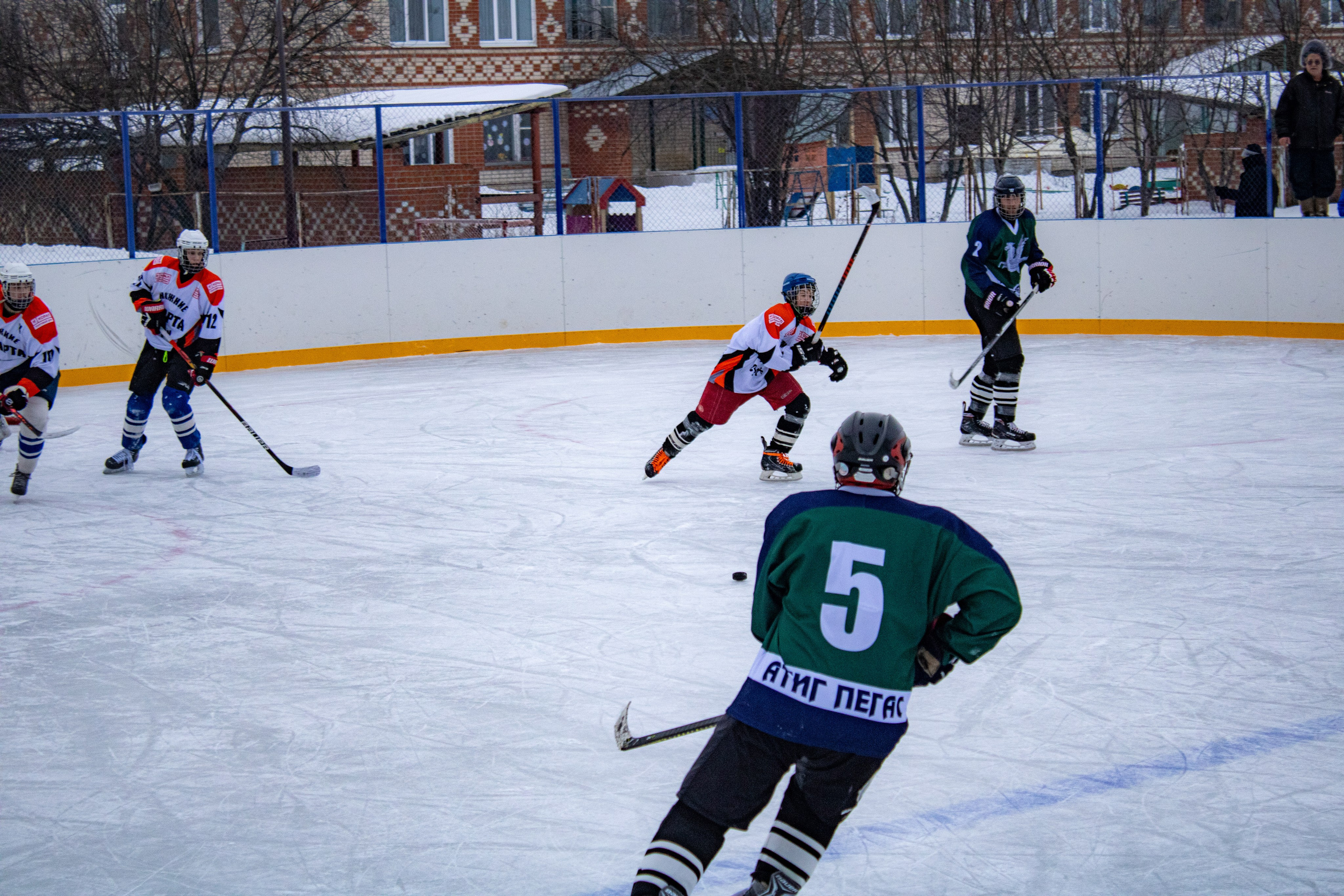 Хоккей г.п Атиг-г.Нижние Серги