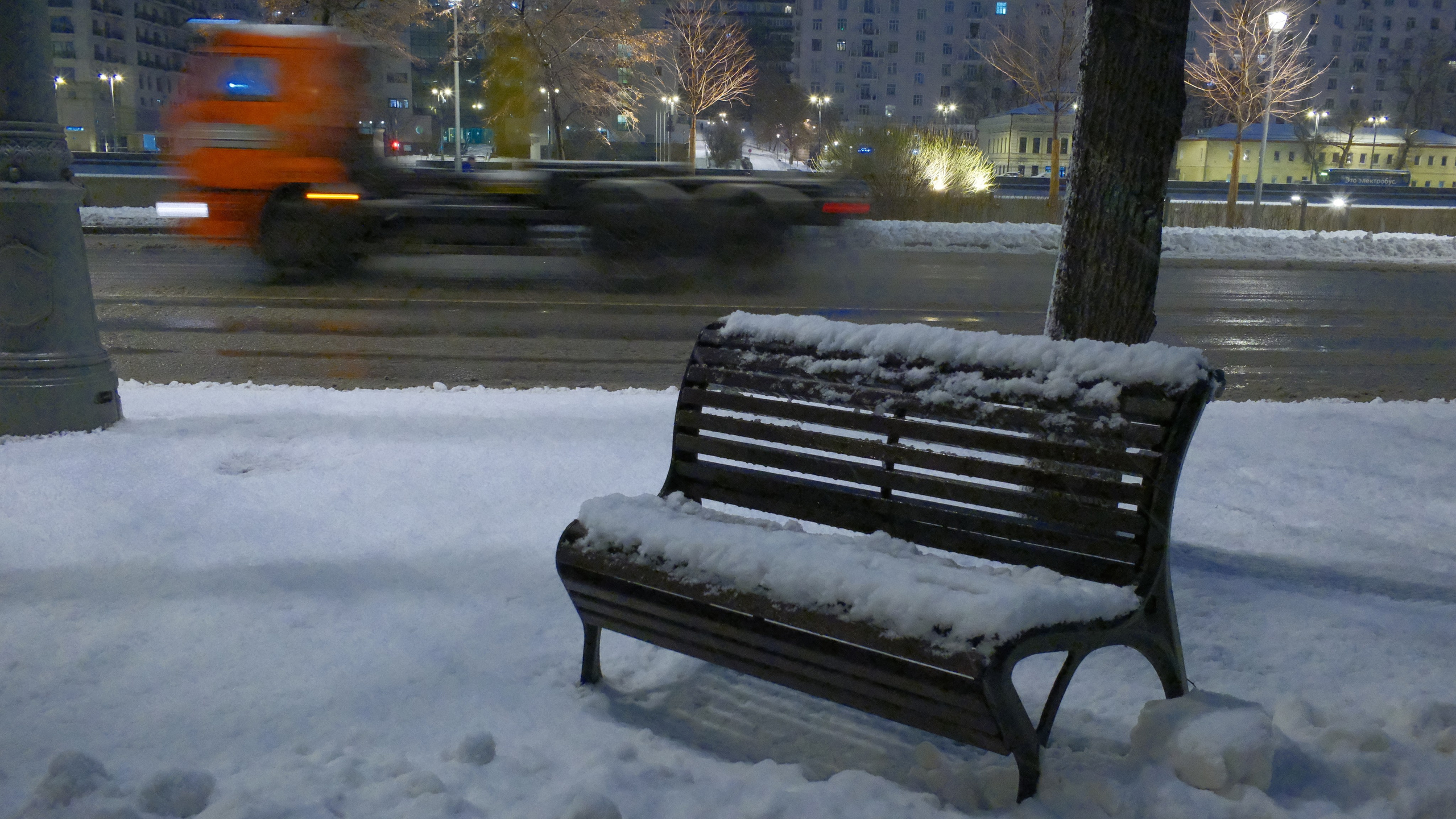 Улица, люди, жизнь…