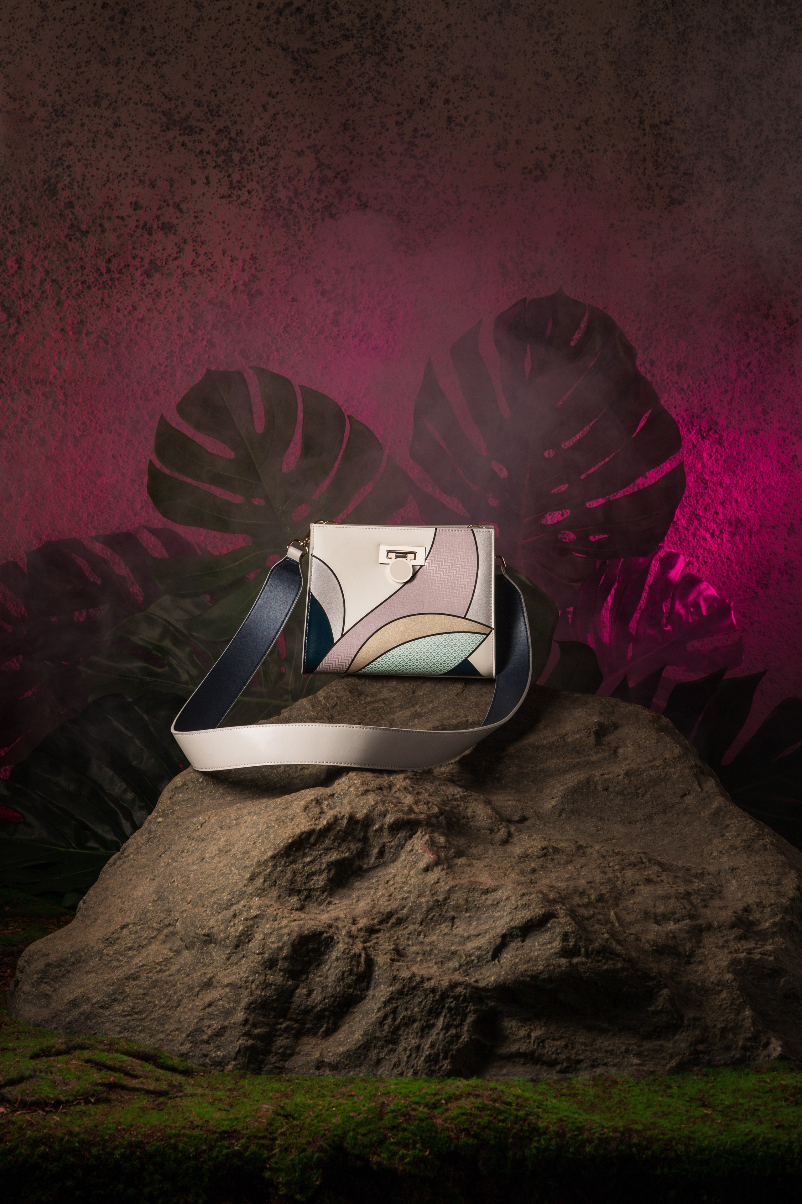 Обувь и аксессуары. Предметный фотограф. Москва. Продюсирование съемок, Set-design & пост-продакшн, E-commerce контент