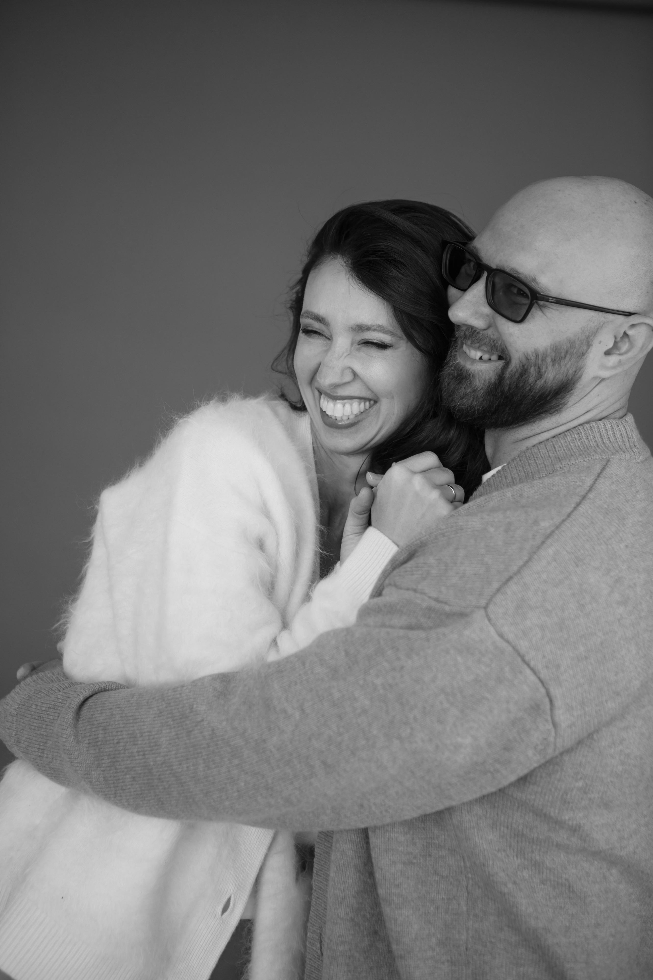 Семейная фотосессия в минималистичном стиле. Фотограф Александра Рышкова