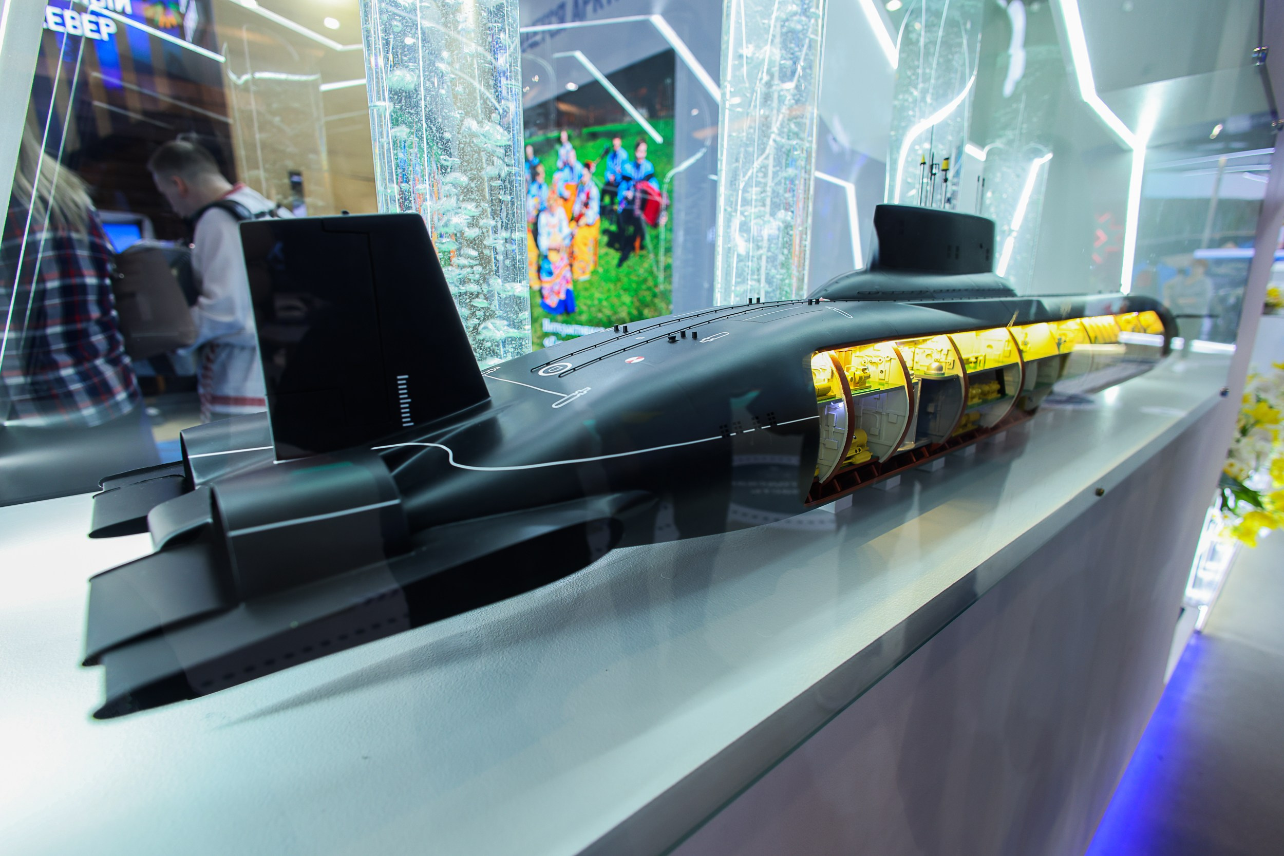 Выставка «Россия». Репортажный, архитектурный, театральный и файн-арт фотограф Лена Мельникова в Москве