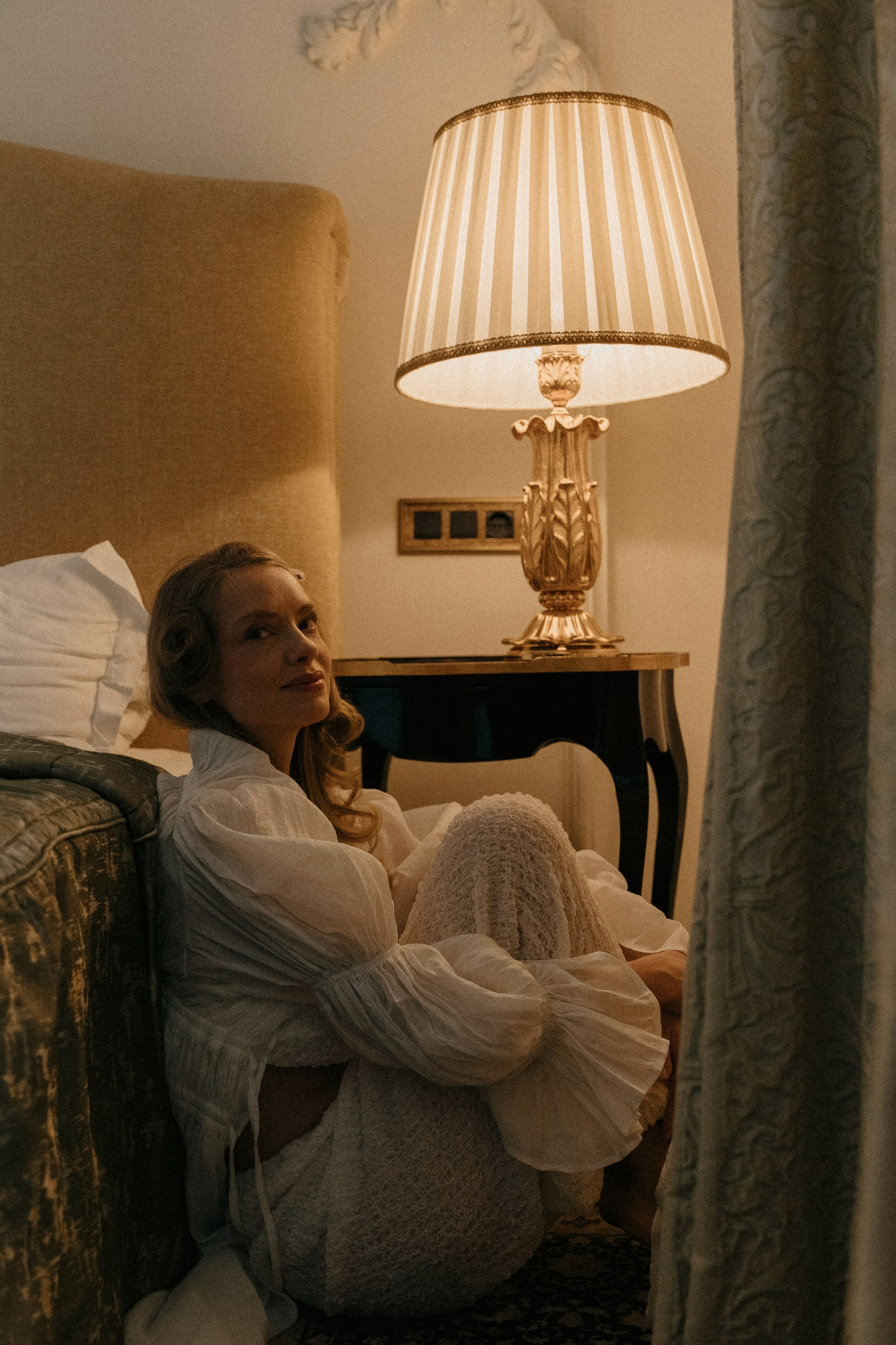 Свадебная фотосъемка в отеле Савой. Свадебный фотограф Москва