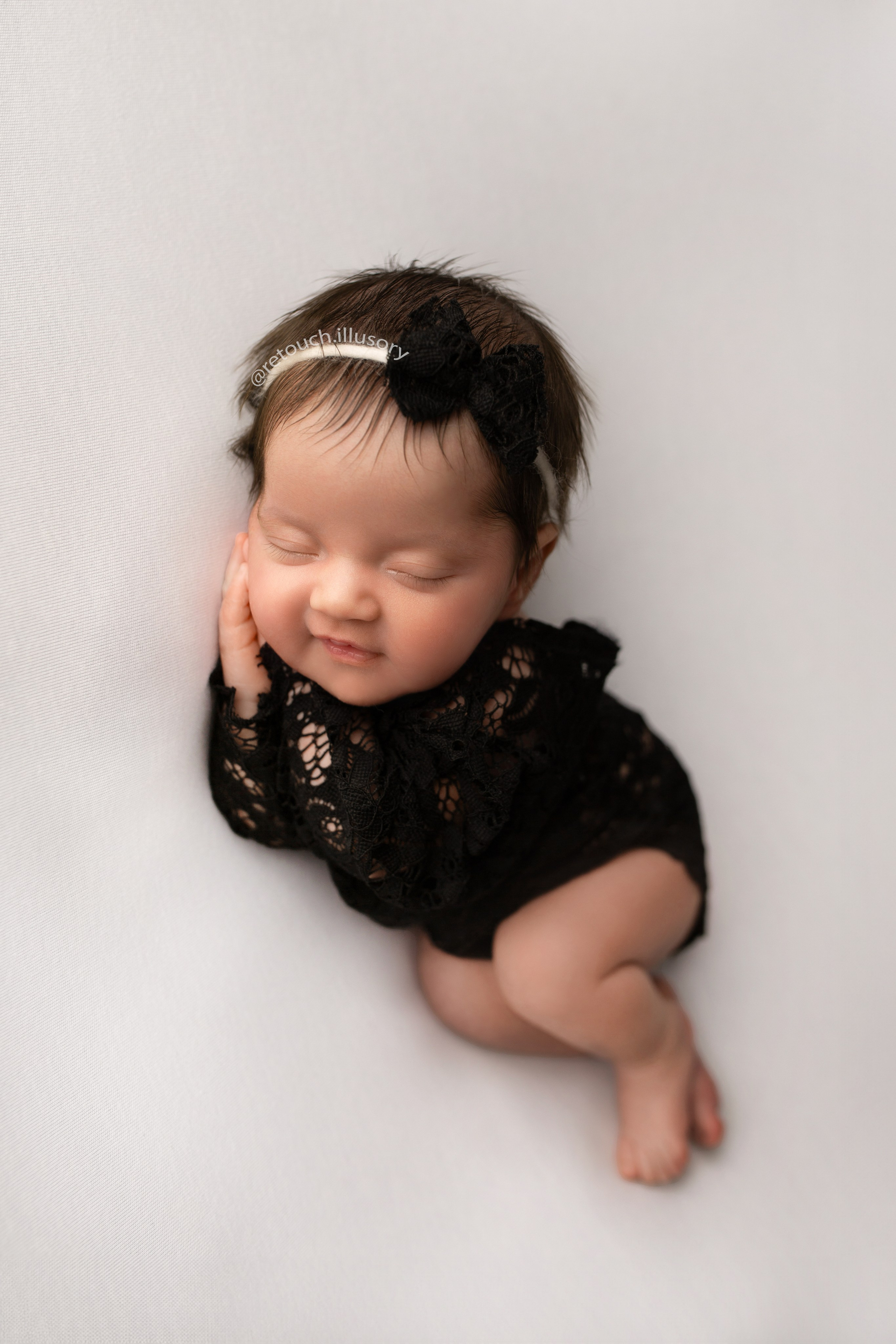 NEWBORN. Professional Worldwide Retoucher Retouch.Allusory