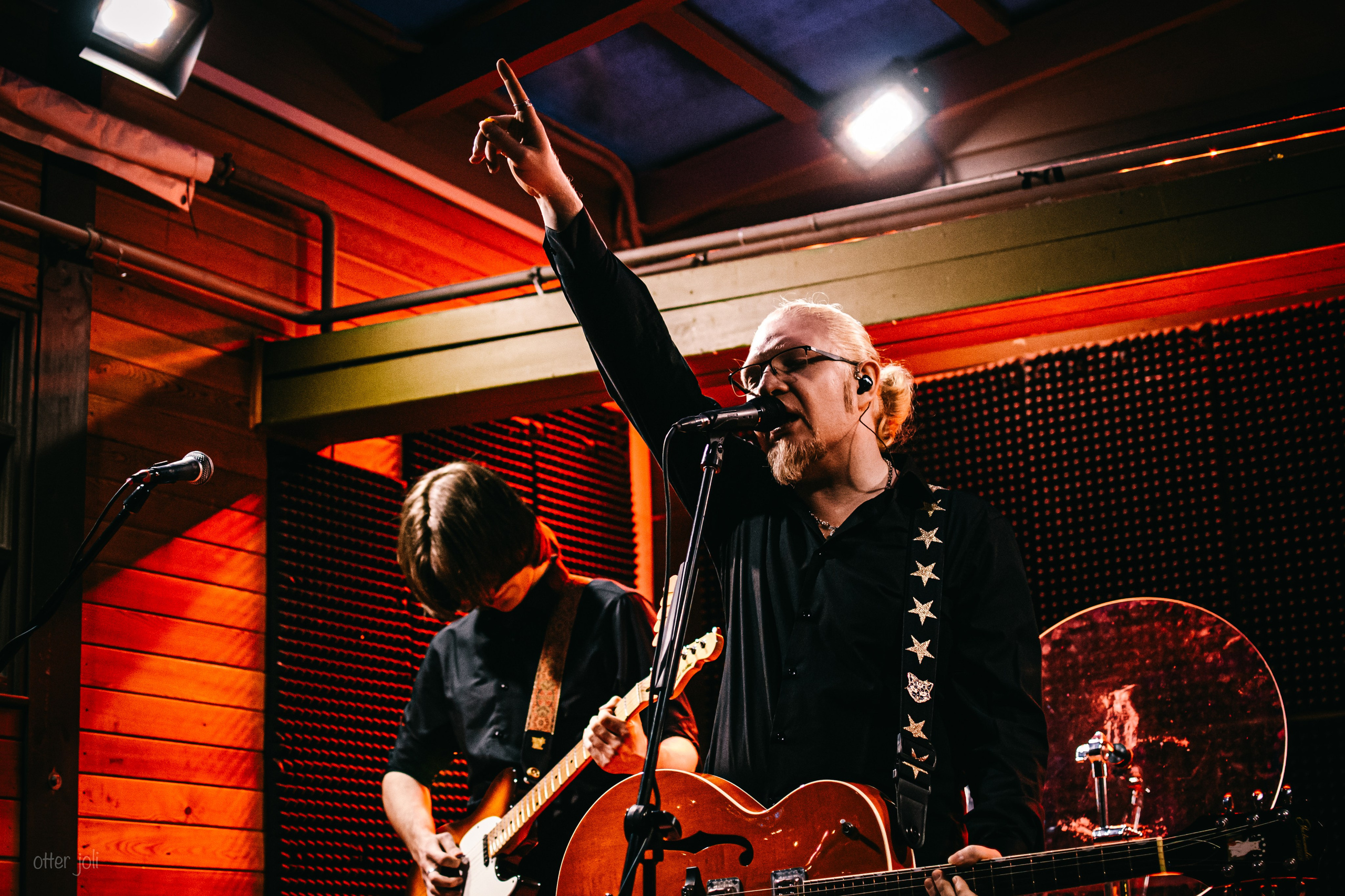 Голова Муэссы | Китайский лётчик Джао Да. Концертный репортёр Валерия Сафина