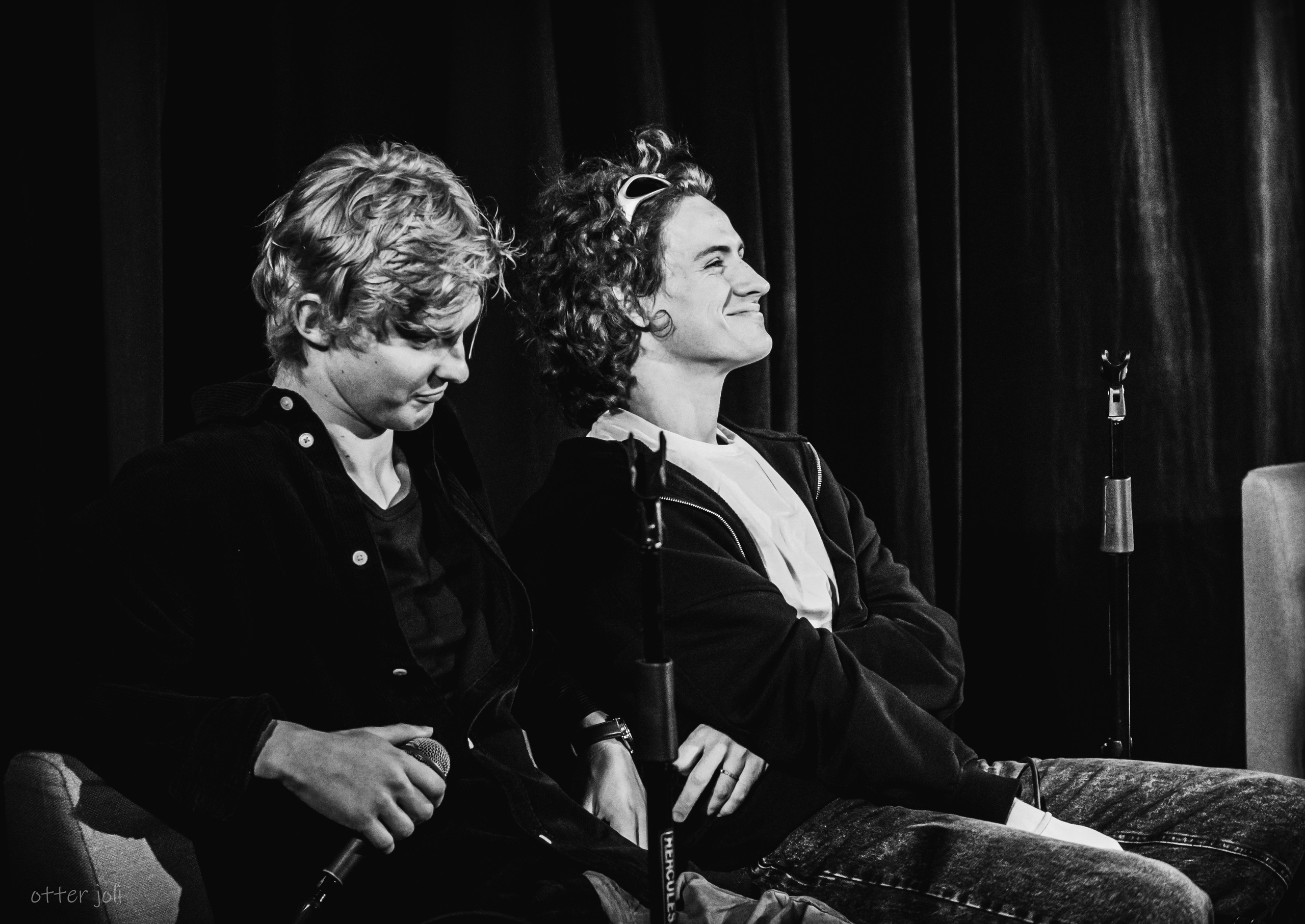 Квартирник «За пределами сюжета» | OFF-театр. Концертный репортёр Валерия Сафина