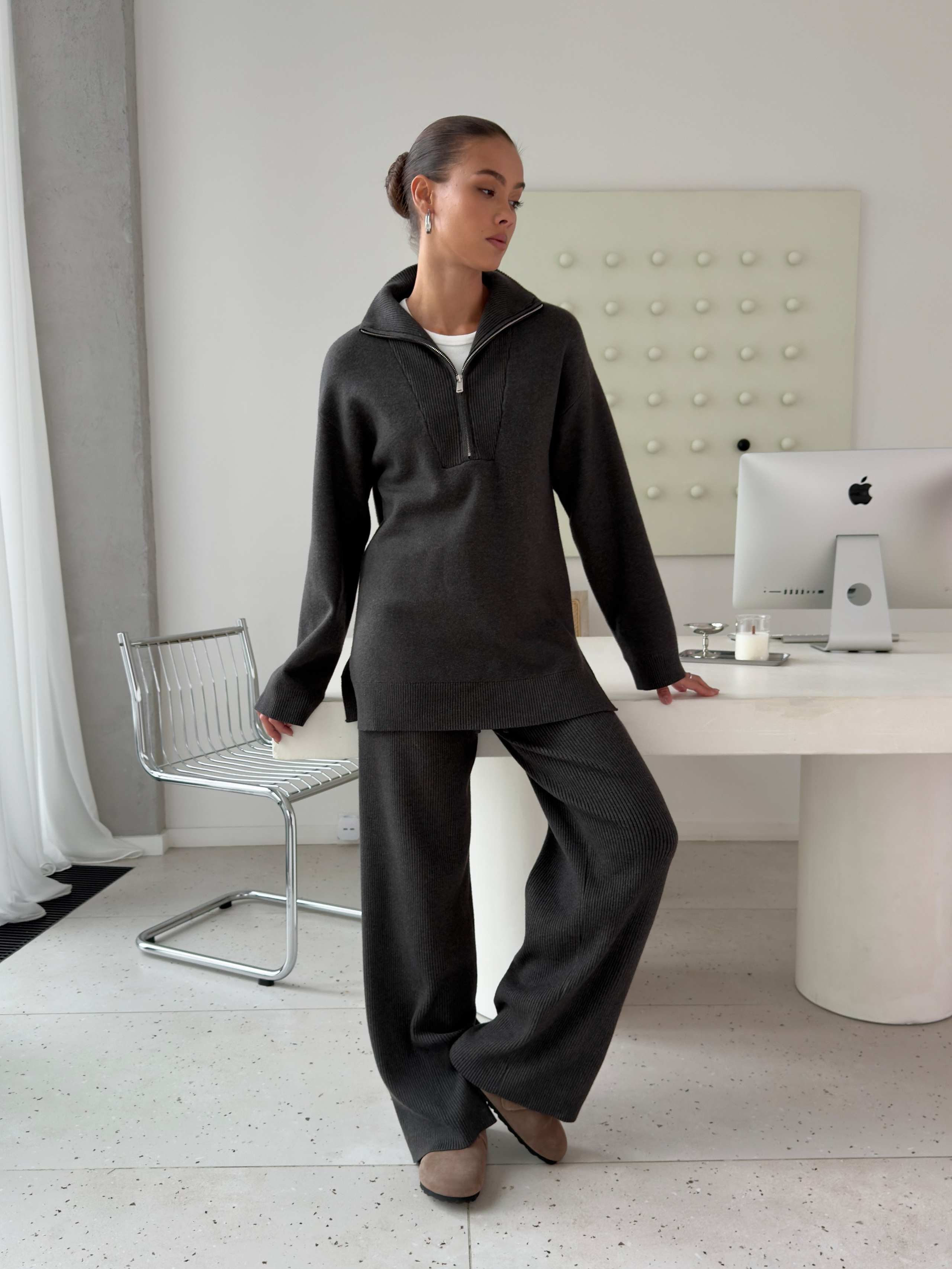 Mob.content. 595 Production