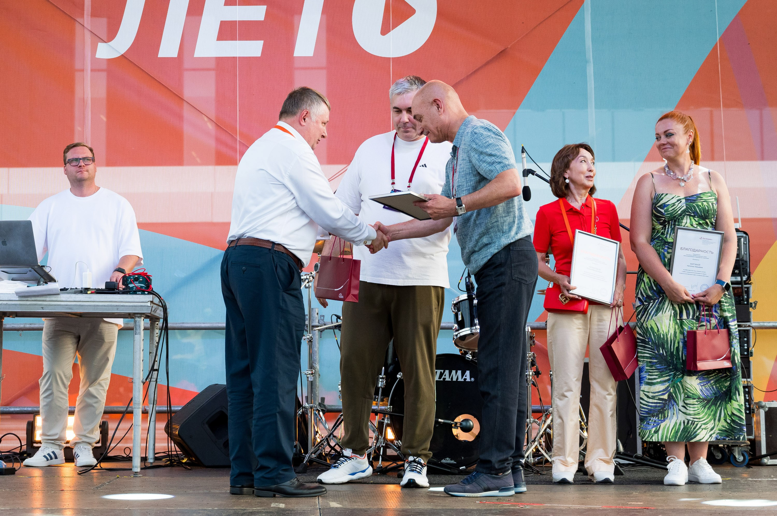 Летний корпоратив-тимбилдинг Первой Грузовой Компании. Репортажный фотограф и видеограф Слава Думчев. Тимбилдинги, отчетники, корпоративы