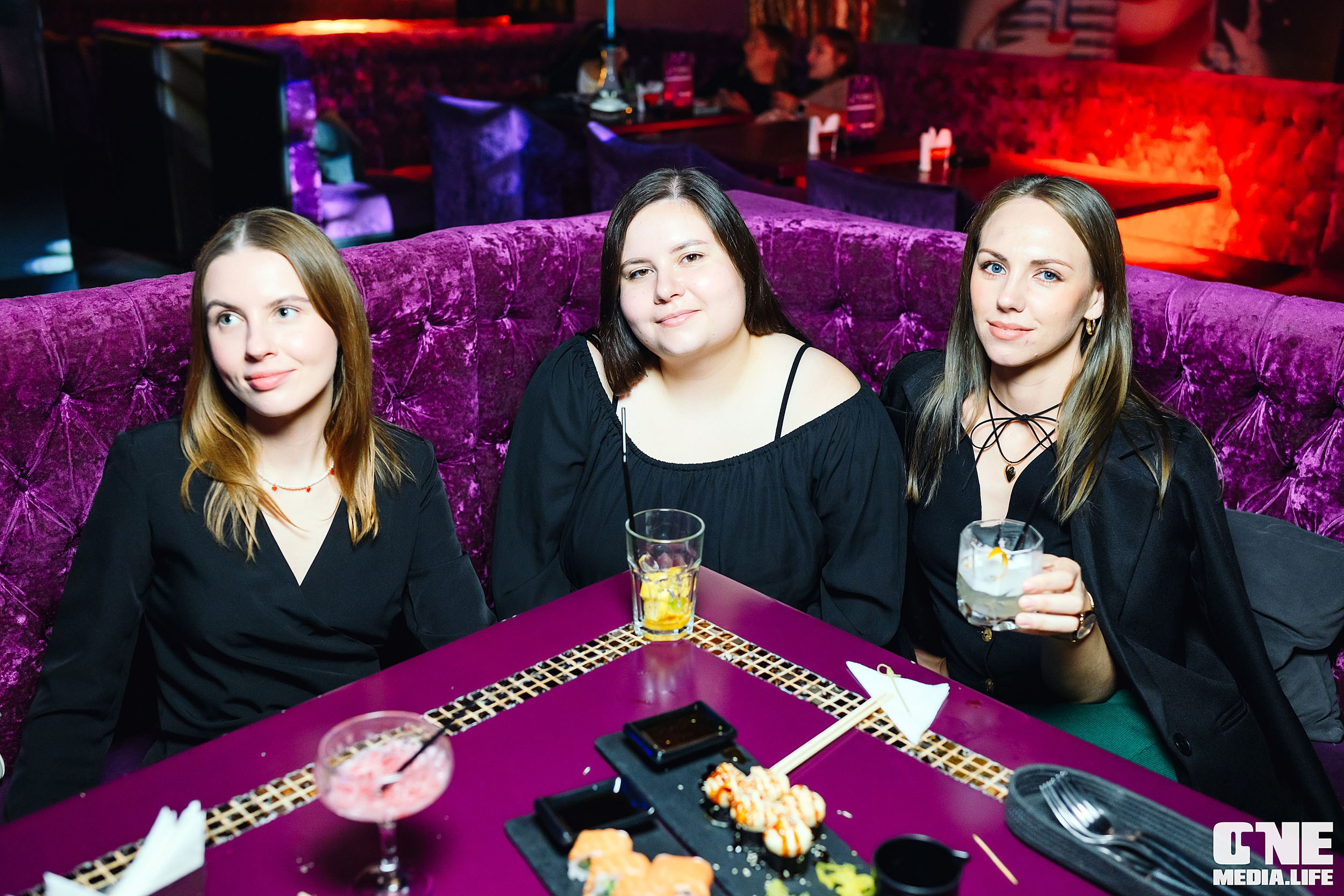 Фоторепортаж из караоке-клуба Эйфория. One Media Life: фоторепортажи, фотоотчеты с мероприятий и заведений