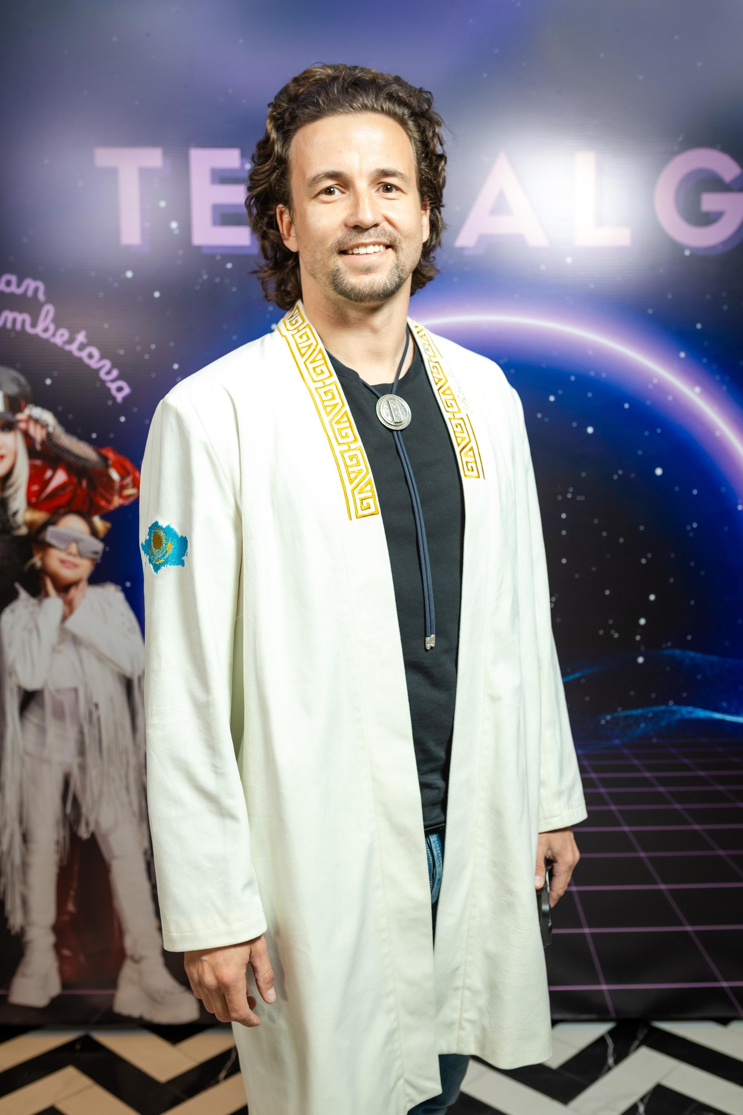 Репортажная фотосъёмка мероприятий в Алматы — презентация клипа | Jora Abramov фотограф. Коммерческий и репортажный фотограф в Алматы — Jora Abramov