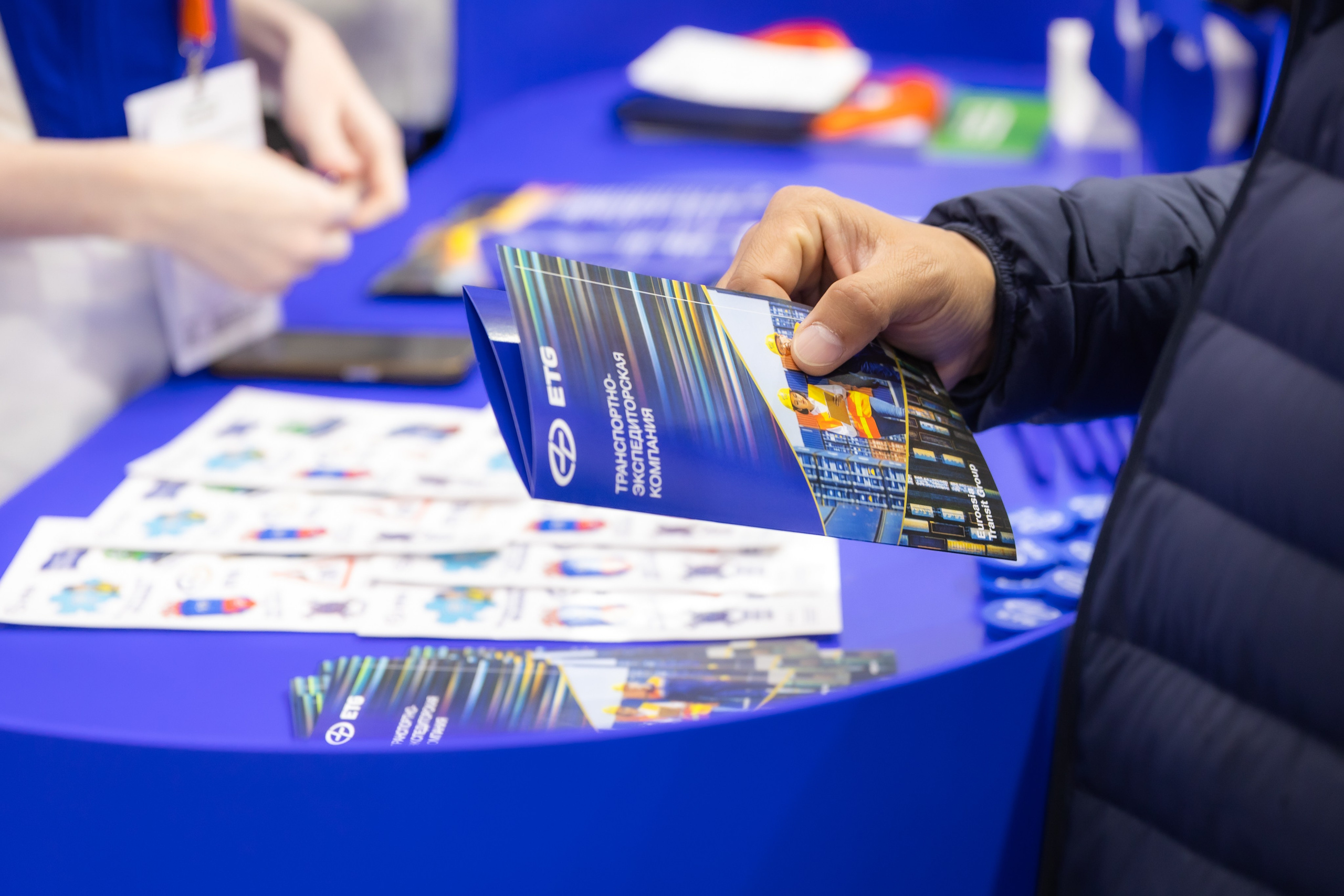 ETG Logistic Выставка в Атакенте. Коммерческий и репортажный фотограф в Алматы — Jora Abramov