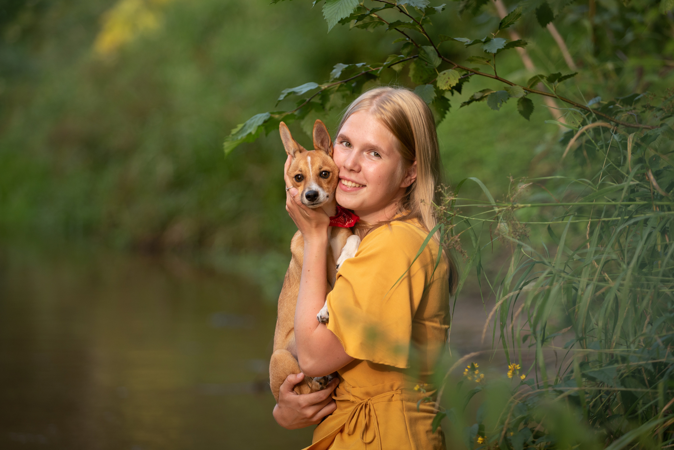 Настя. У ручья. Фотограф анималист в Казани Алина Сулейманова. Фотограф животных