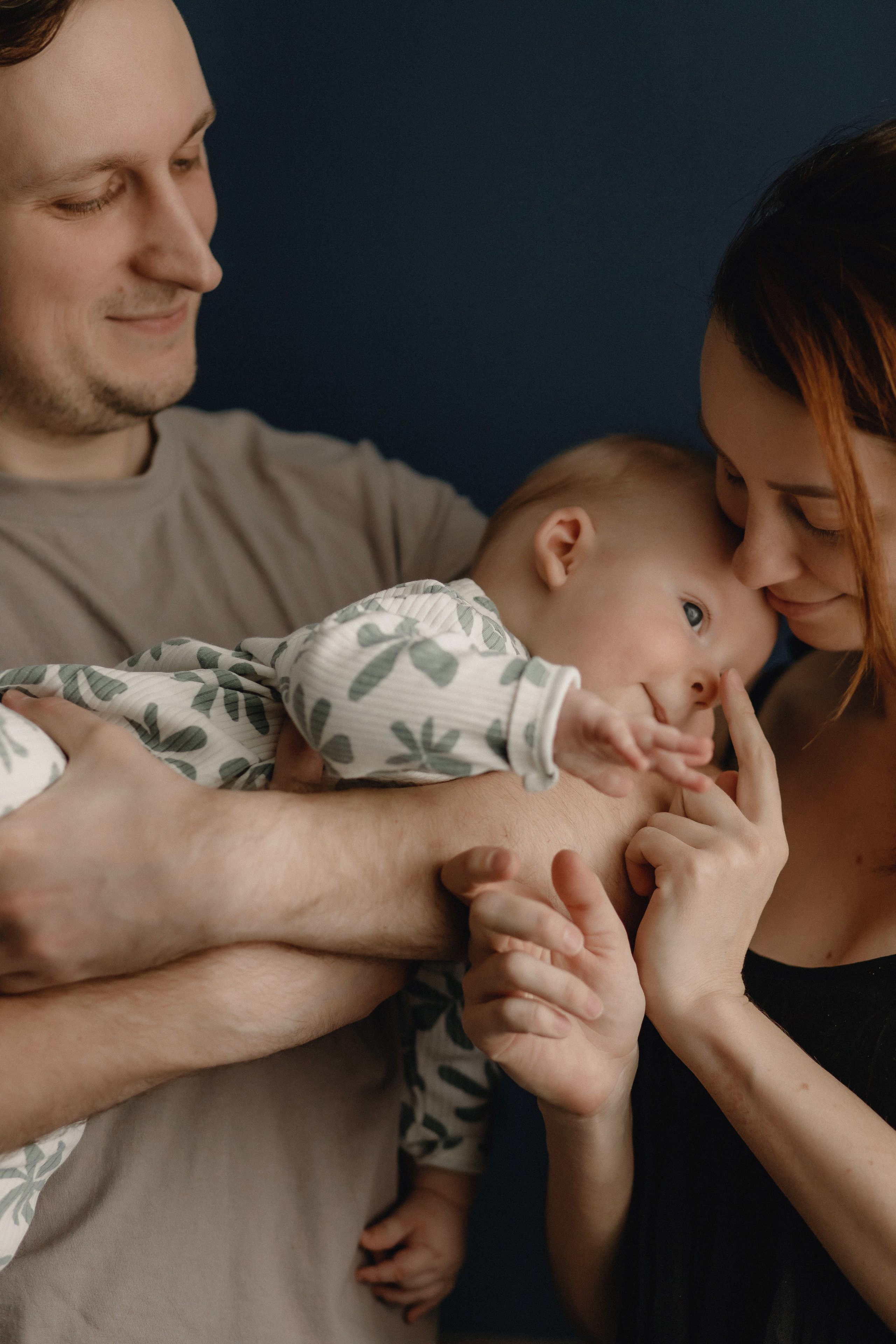 Дима, Катя и малыш Юра. Главная