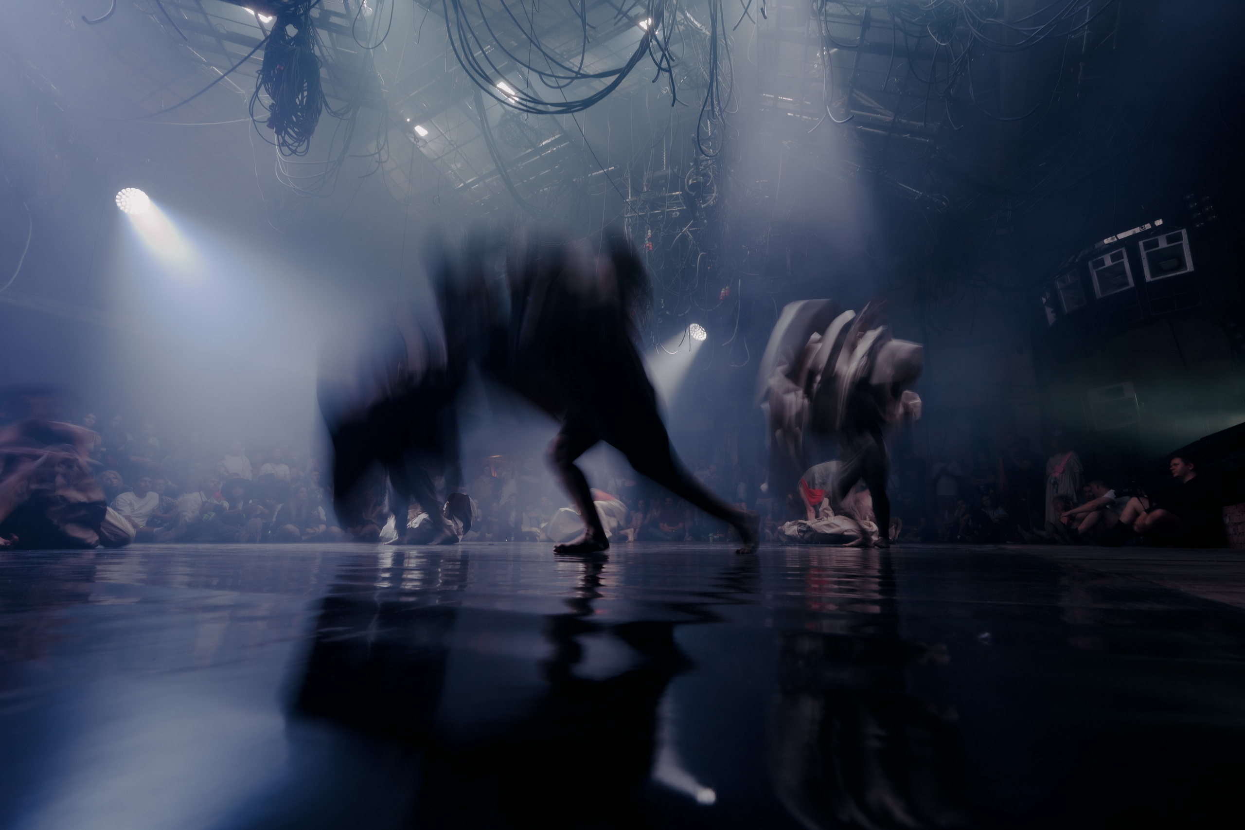 Outline 2024. @tomrus: Рустам Шагиморданов — фотограф