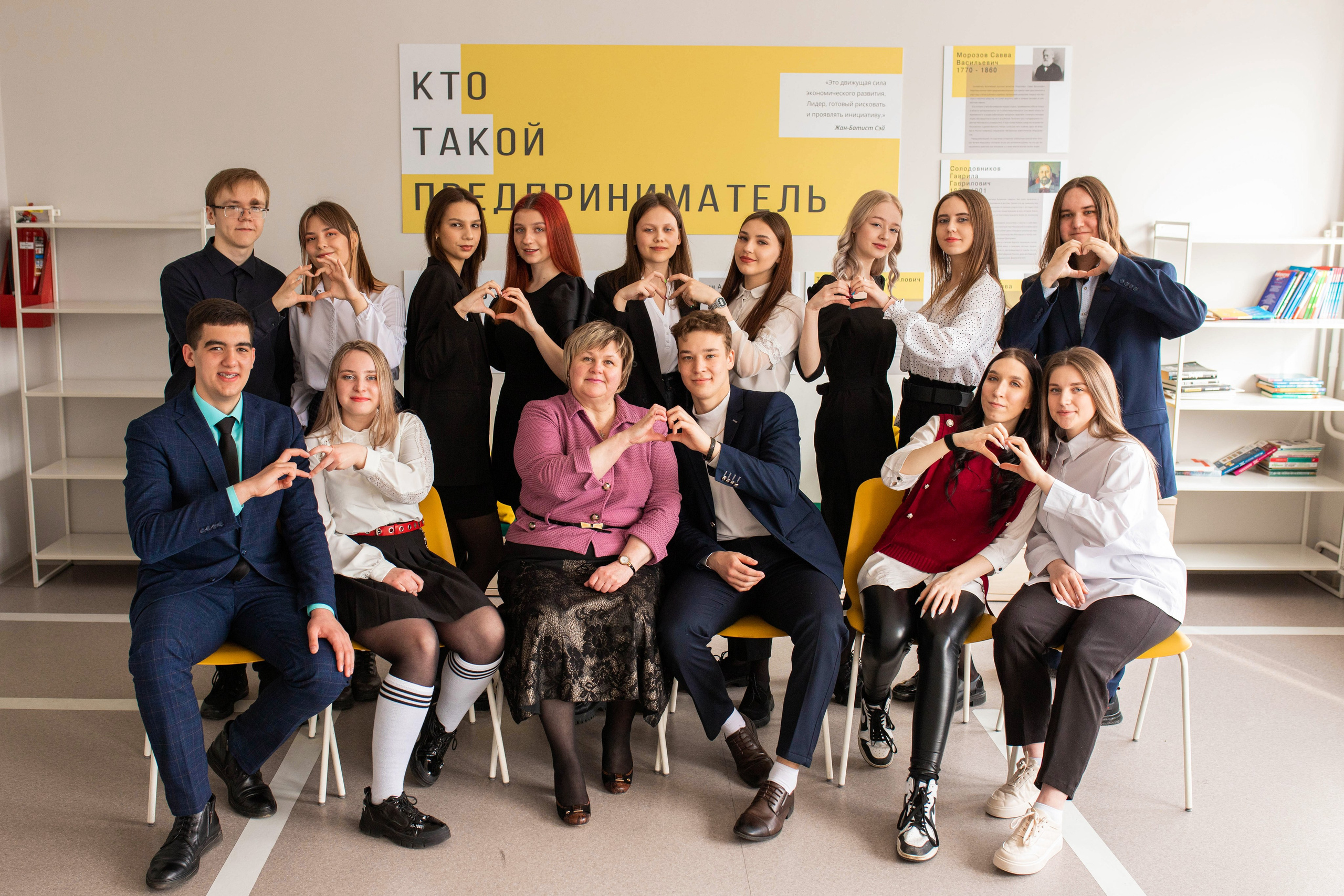 11А Выпускники. Семейный и детский фотограф город Тында Дарья