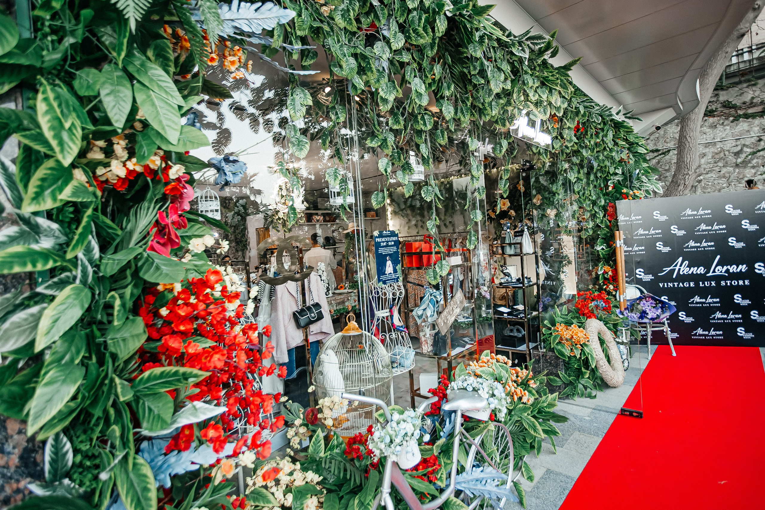 Открытие бутика Vintage Lux Store by Alena Loran_21.07.2024. Аминов Руслан | Фотограф