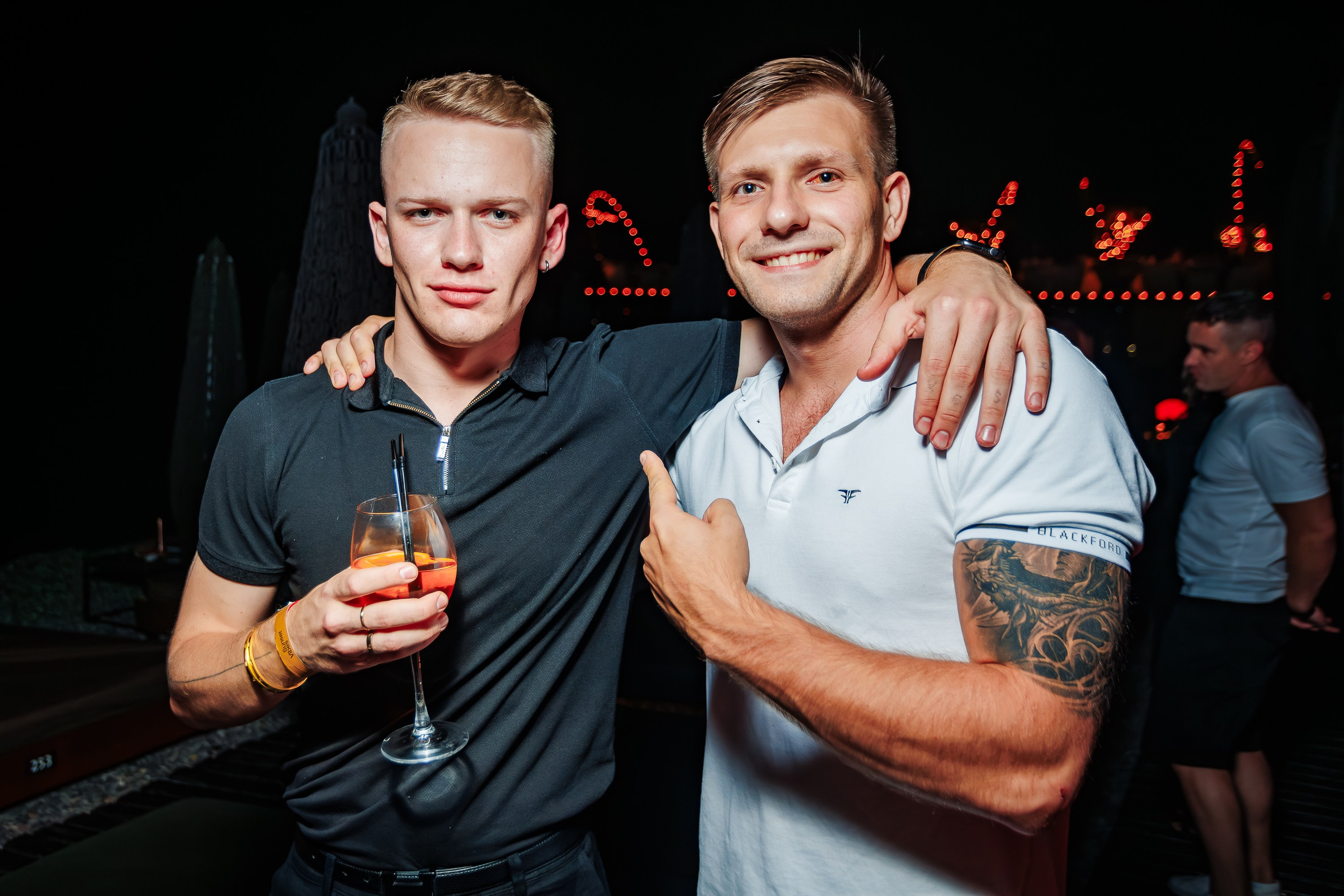 «КРАВЦ"_Чайка на пляже_Ялта_27.08.2025 г. Аминов Руслан | Фотограф