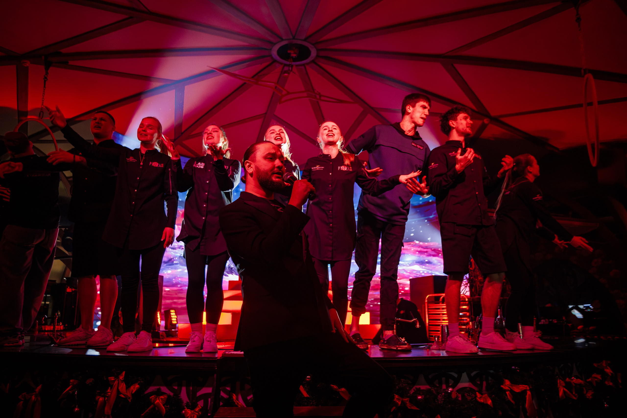 Городской корпоратив в PTIZZA_Ялта_29.12.2025. Аминов Руслан | Фотограф