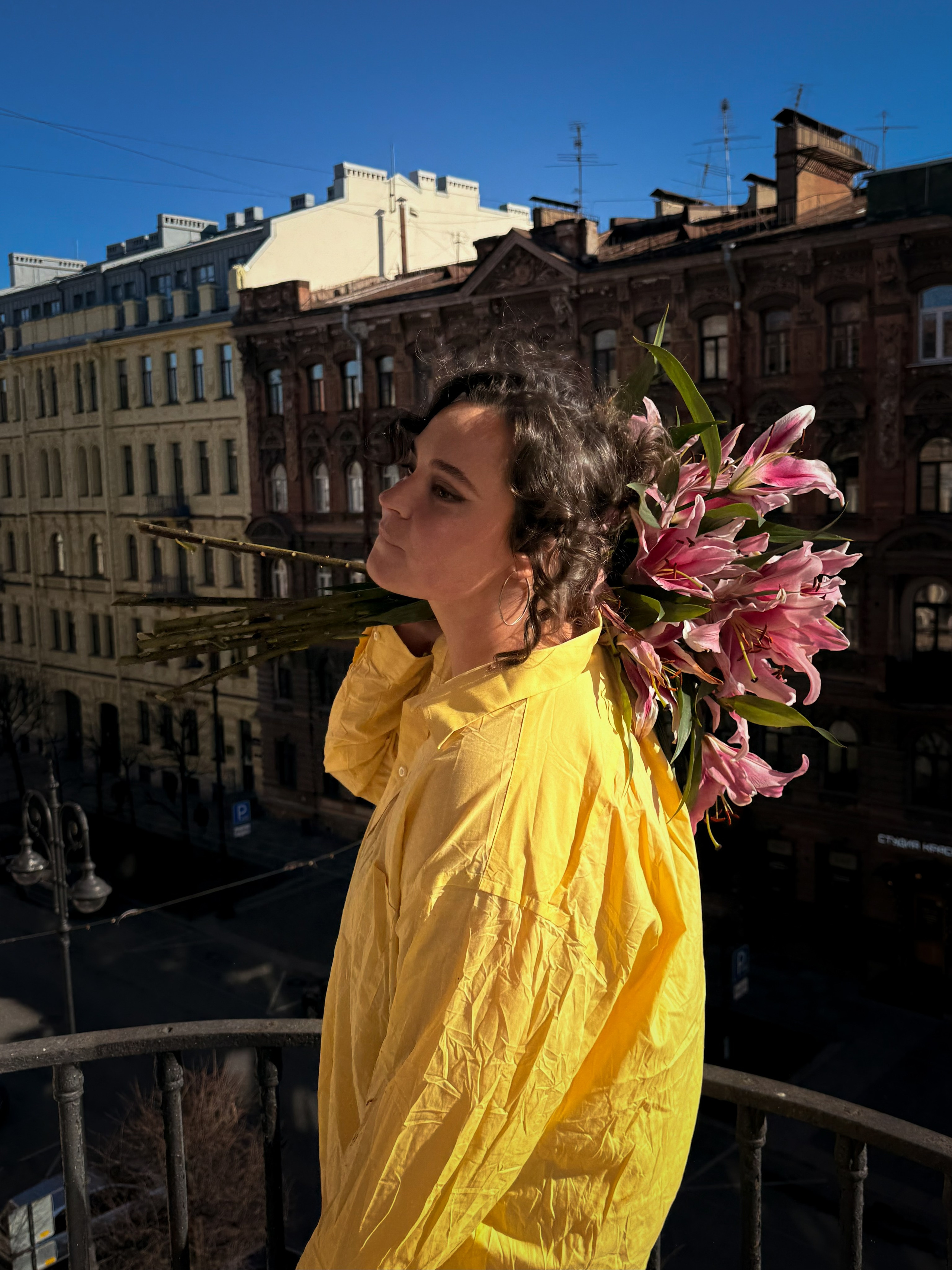 Оля и цветы. Фотограф Санкт-Петербург Лена Бирди