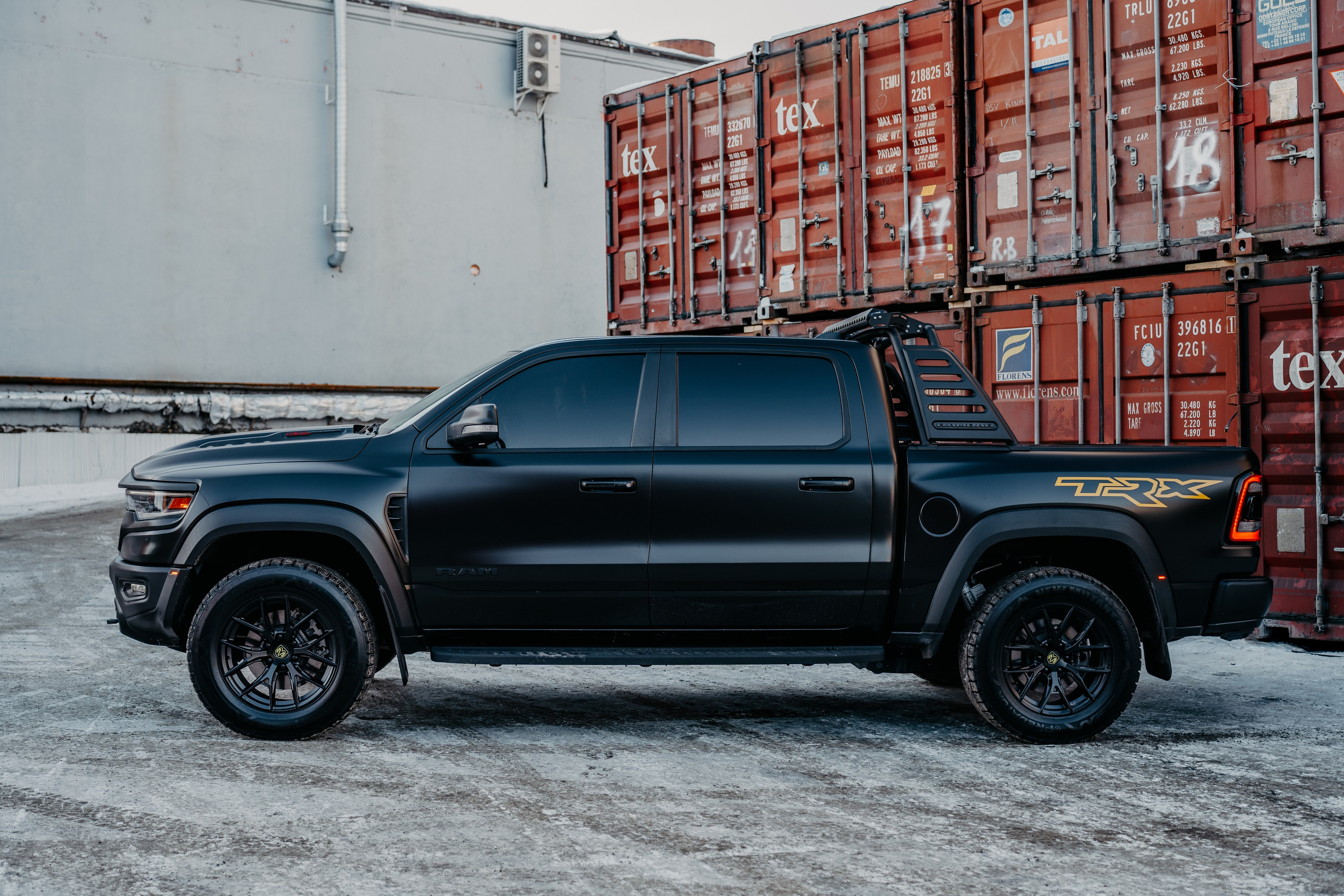 Ram Rebel TRX. Фотограф, видеограф и пилот дрона на Байкале