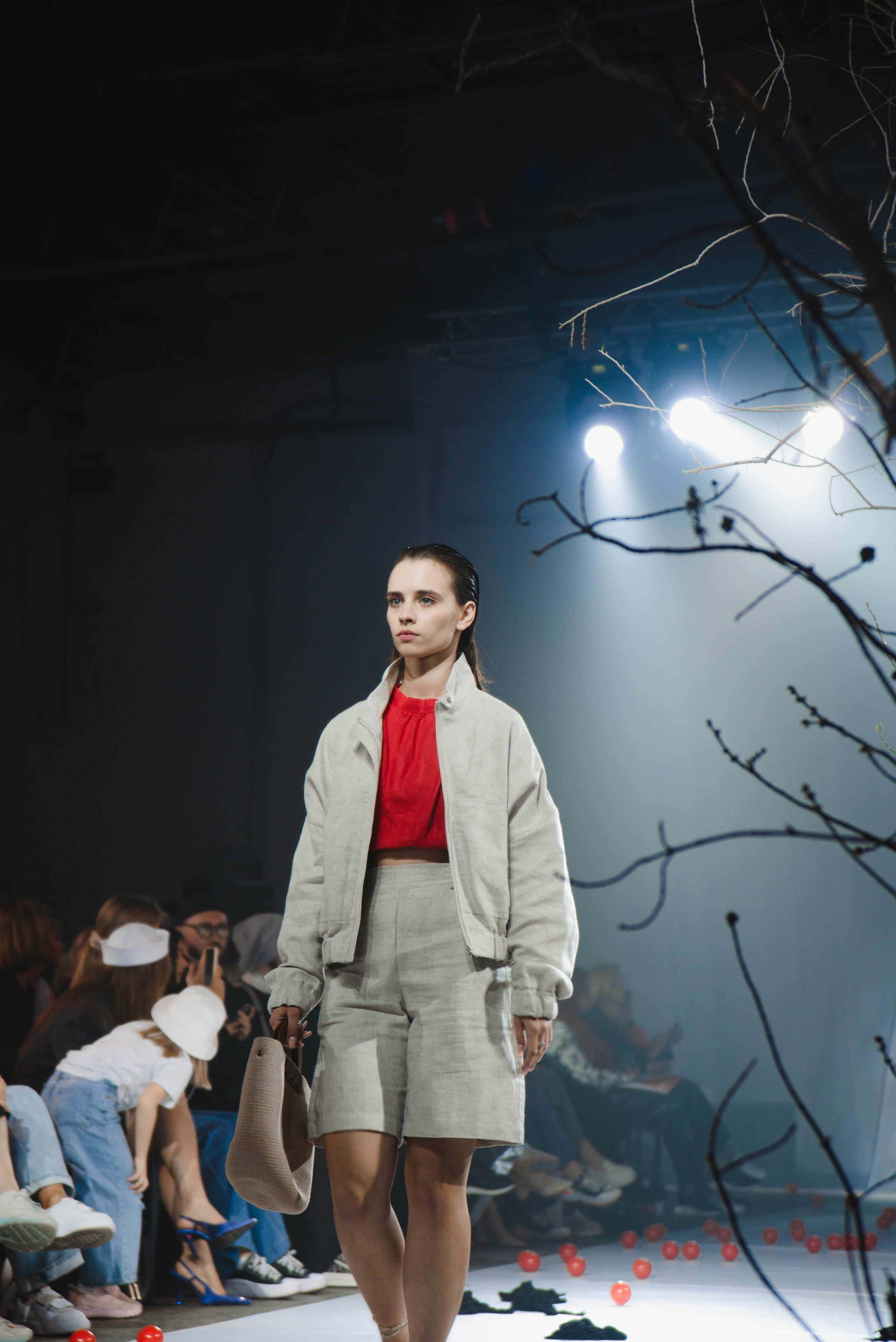 Показ «Красный Шум». Ксения Glossa. Портретный и репортажный фотограф в Самаре