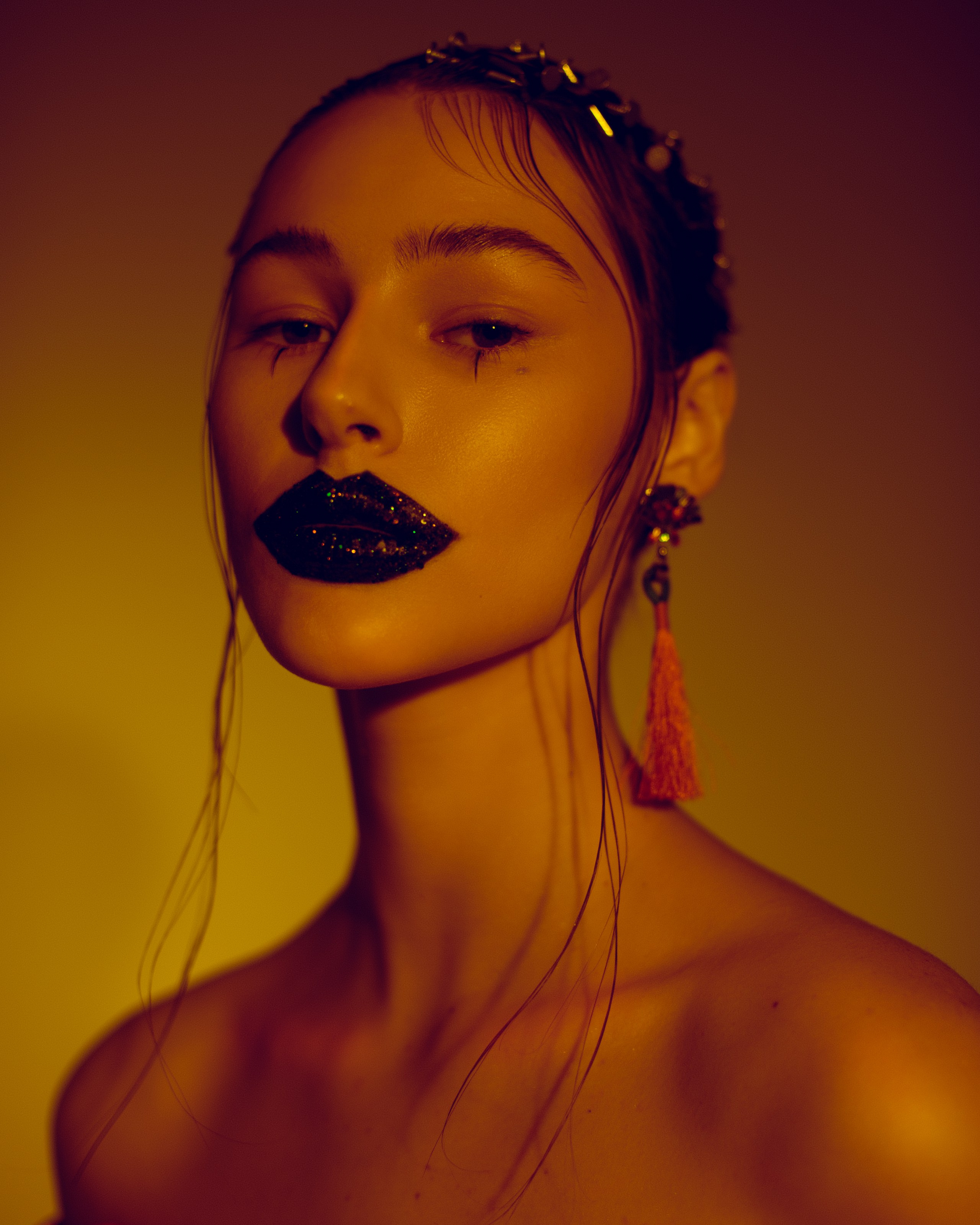 Single portraits. Photographer in Tokyo Anatolii Ozarto