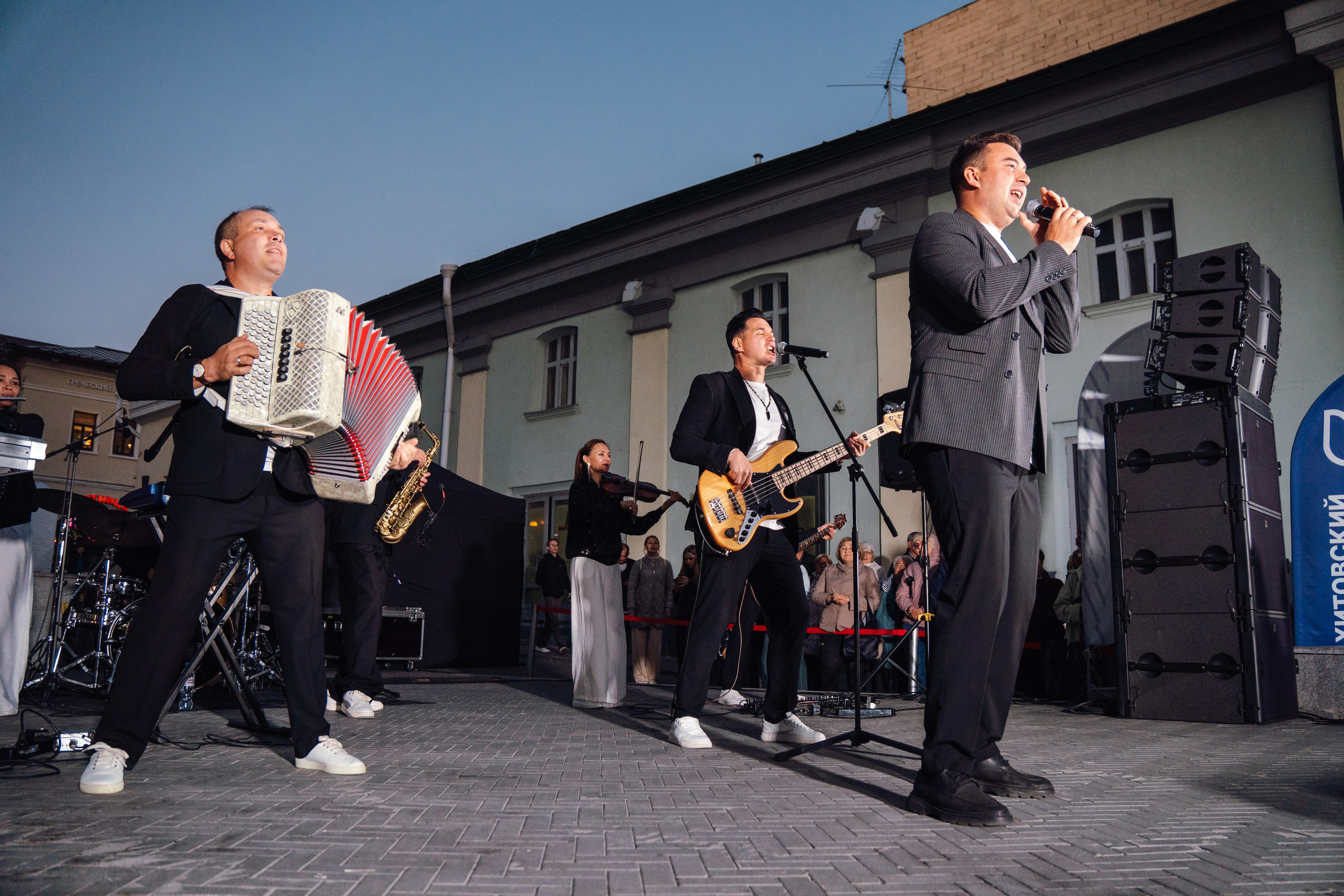 Филюс Кагиров & «Мирас». Портретный фотограф в Казани Радомир Заздравных