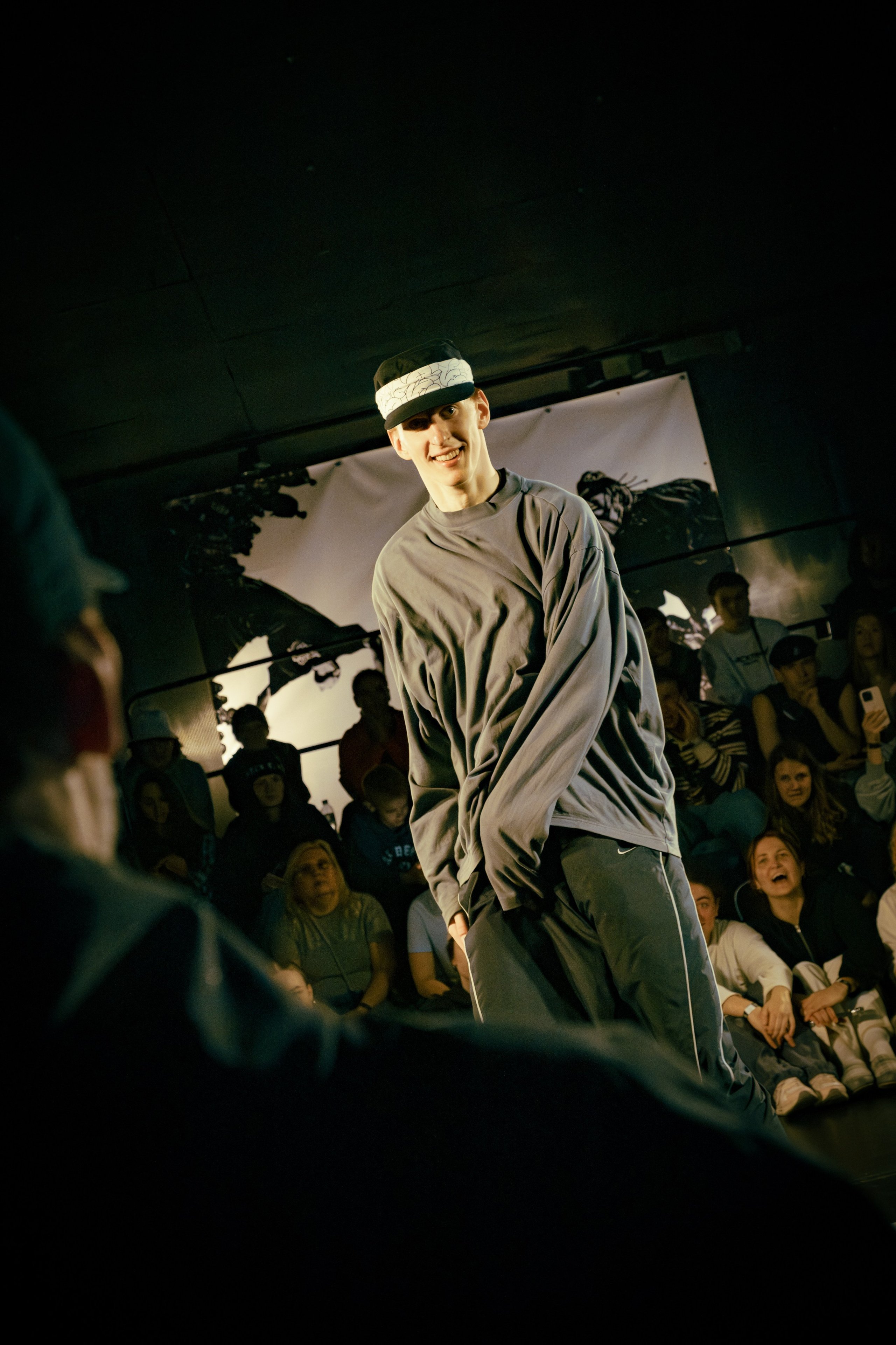 ODD BATTLE 04/05 (@youlovebu). Соня бу тебя сфоткала