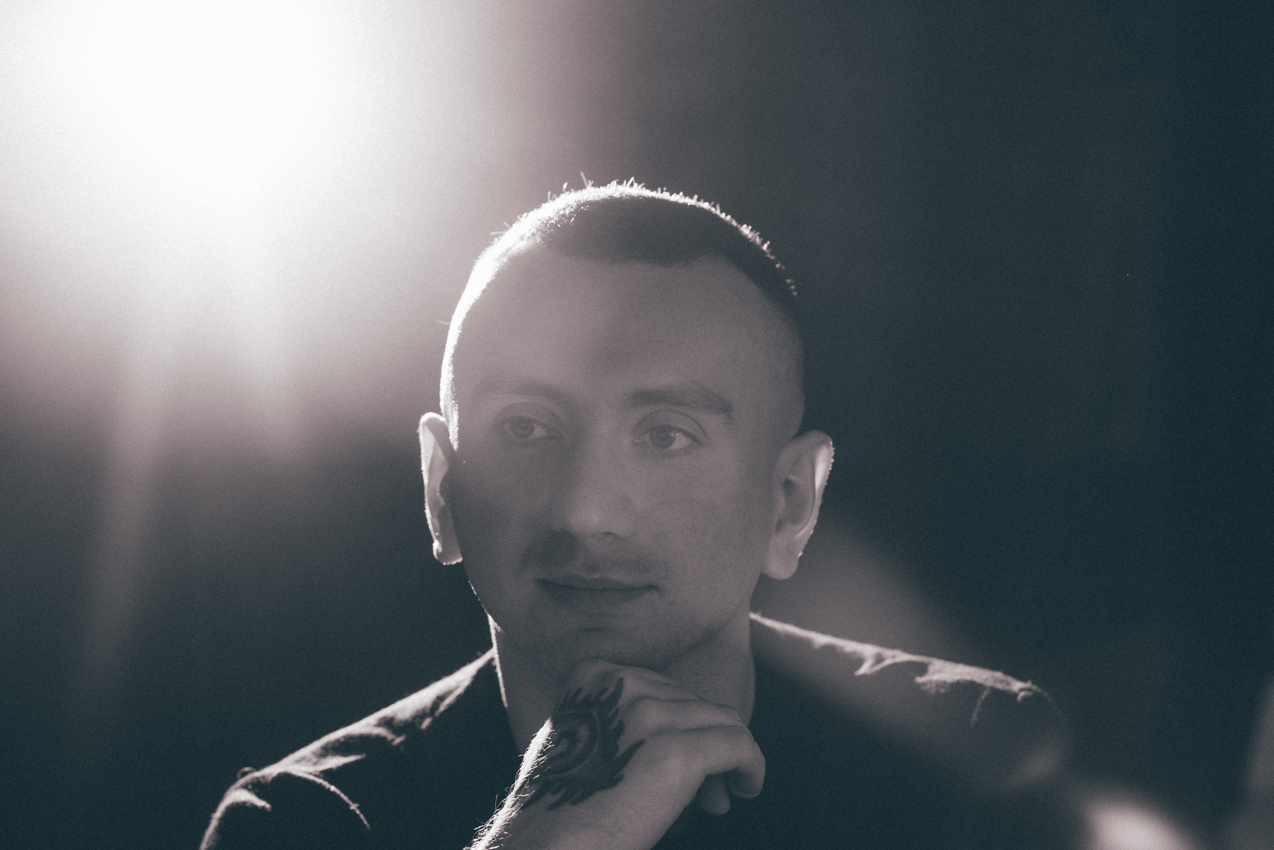 Чб портреты в Туле. Портретный, семейный, свадебный фотограф. Бизнес, контент съёмка. Тула