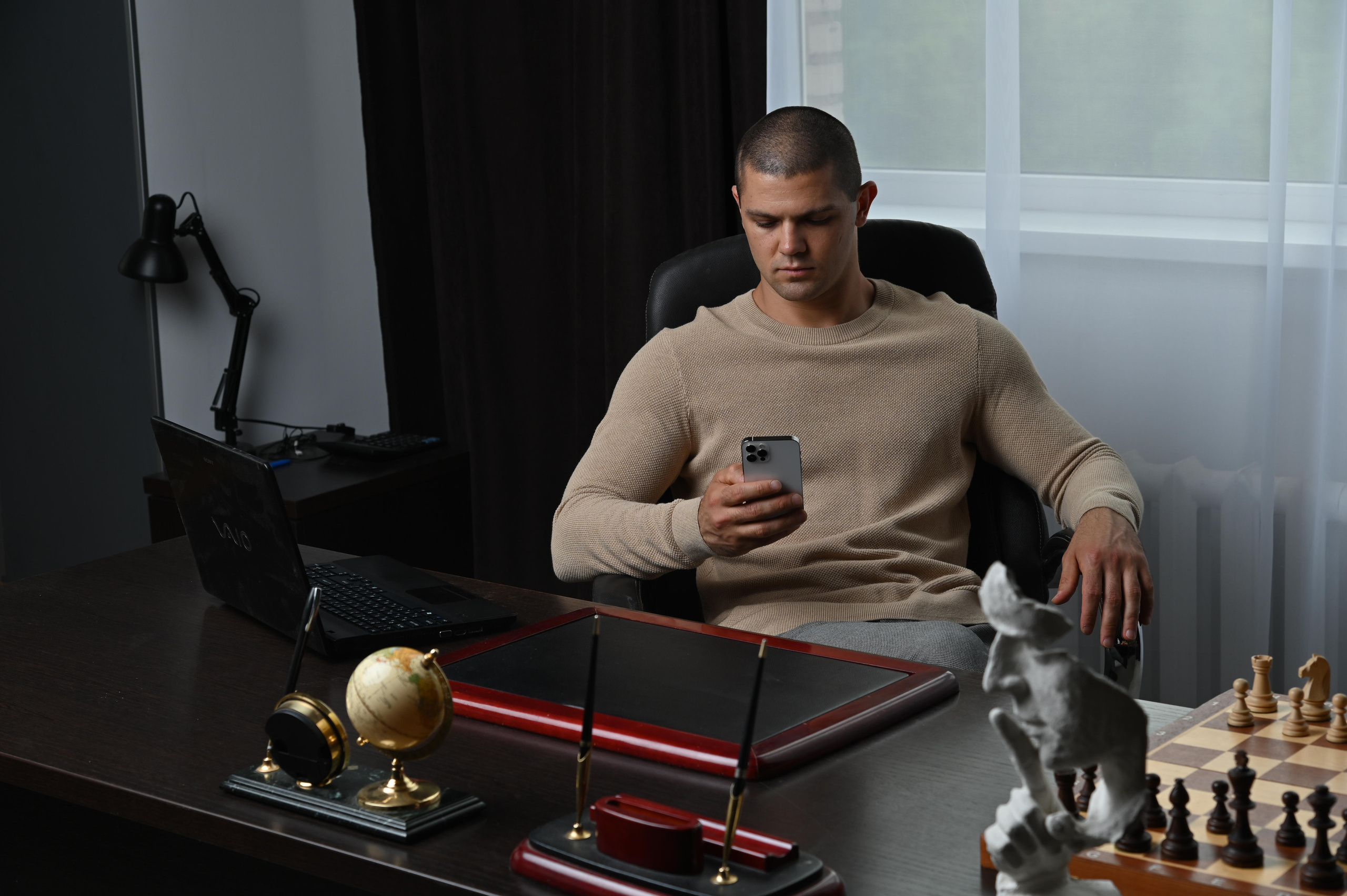 Мужские портреты в Туле. Портретный, семейный, свадебный фотограф. Бизнес, контент съёмка. Тула